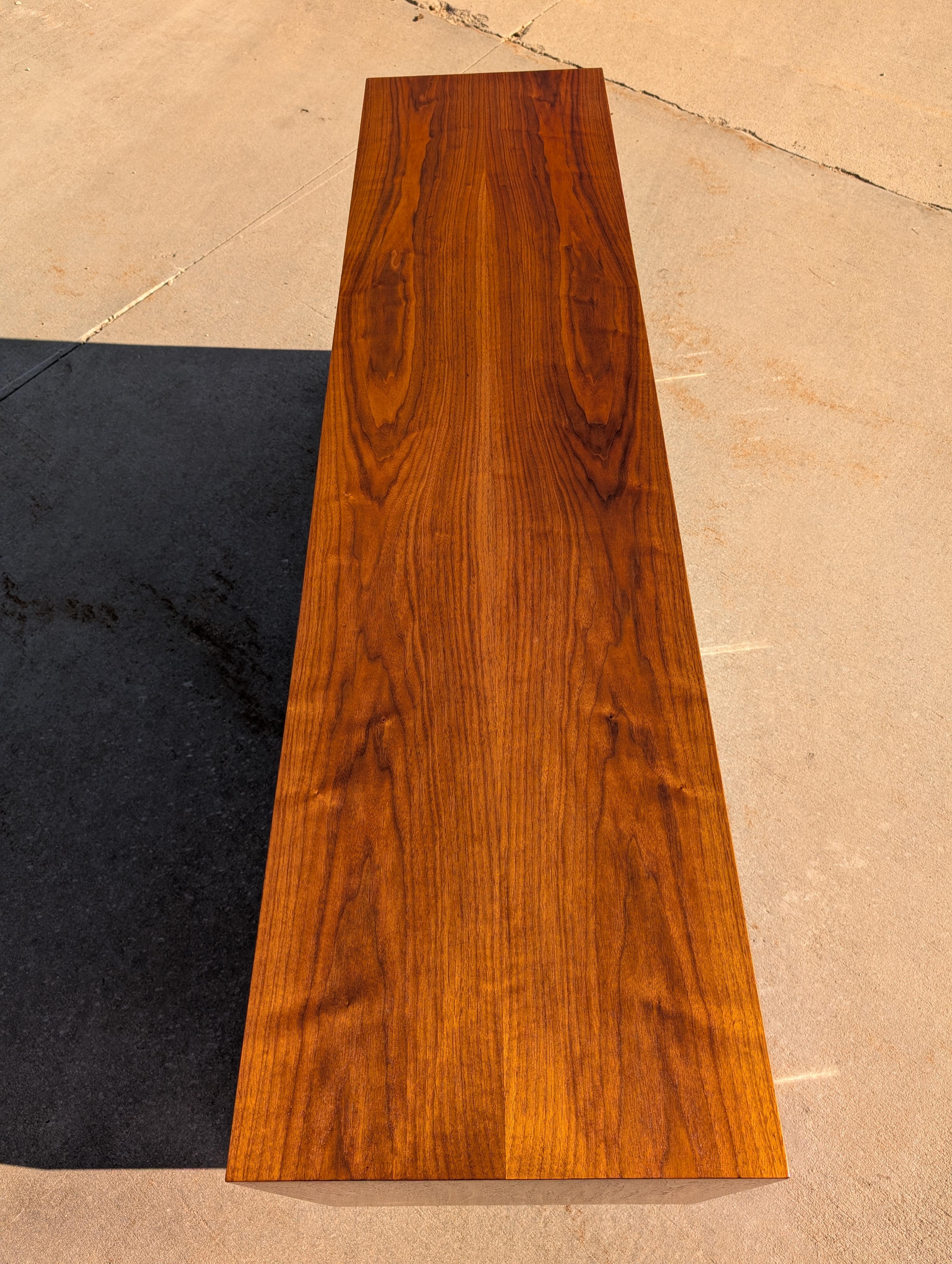 Florence Knoll Walnut Credenza In Good Condition For Sale In Cedar Falls, IA