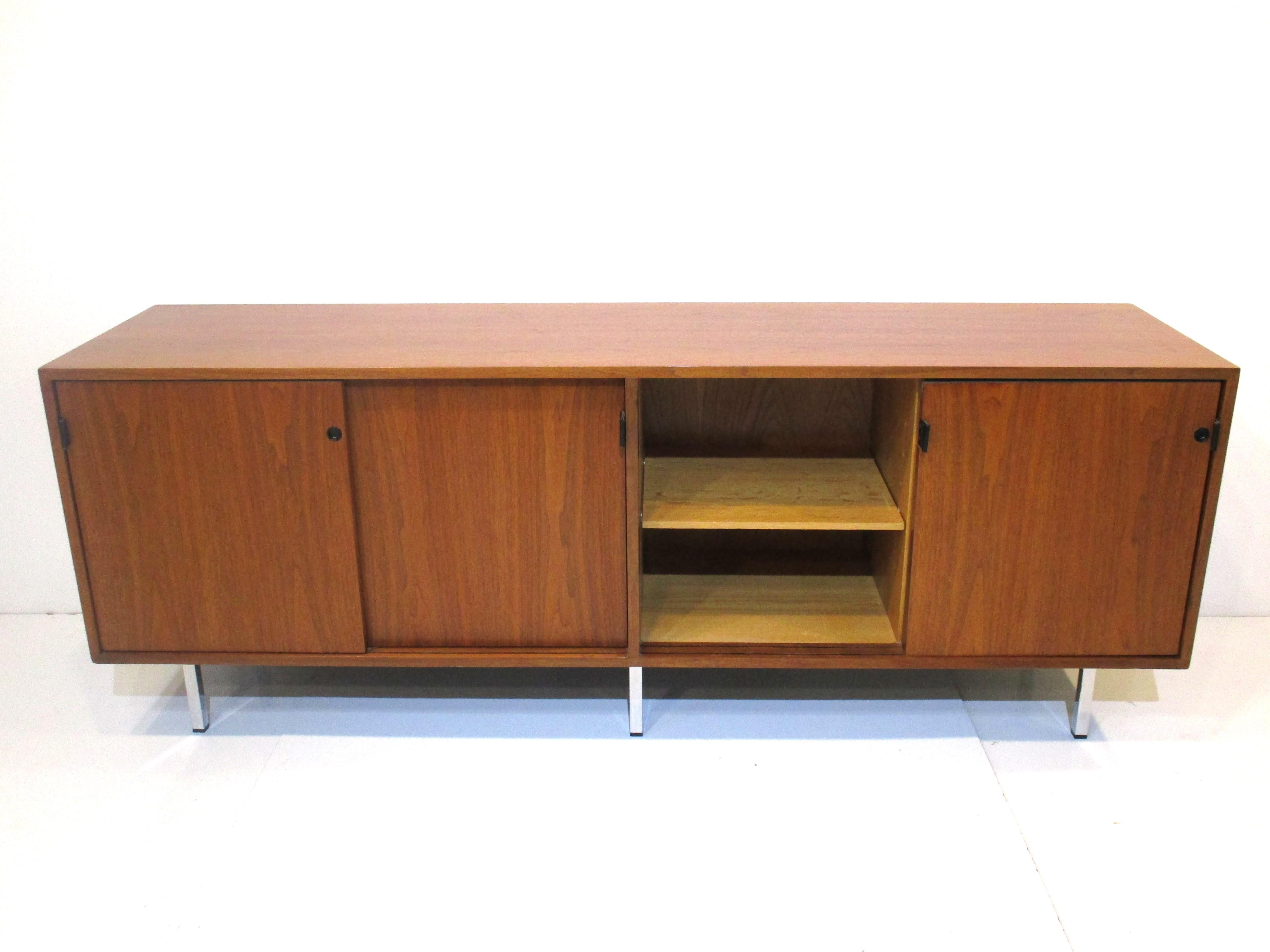 Florence Knoll Walnut Credenza / Sideboard for Knoll 2