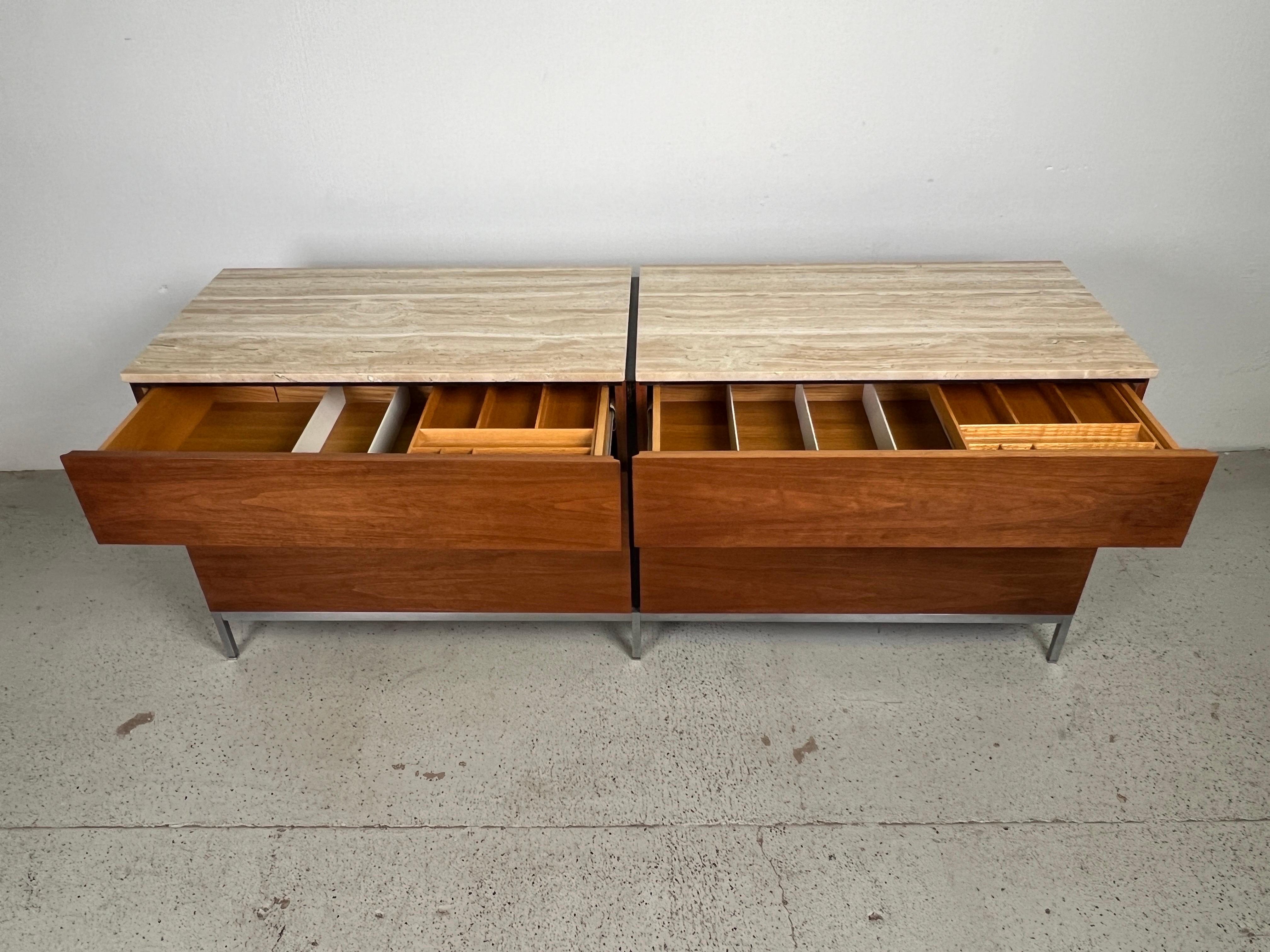 Florence Knoll Walnut Dresser with Travertine Top For Sale 4