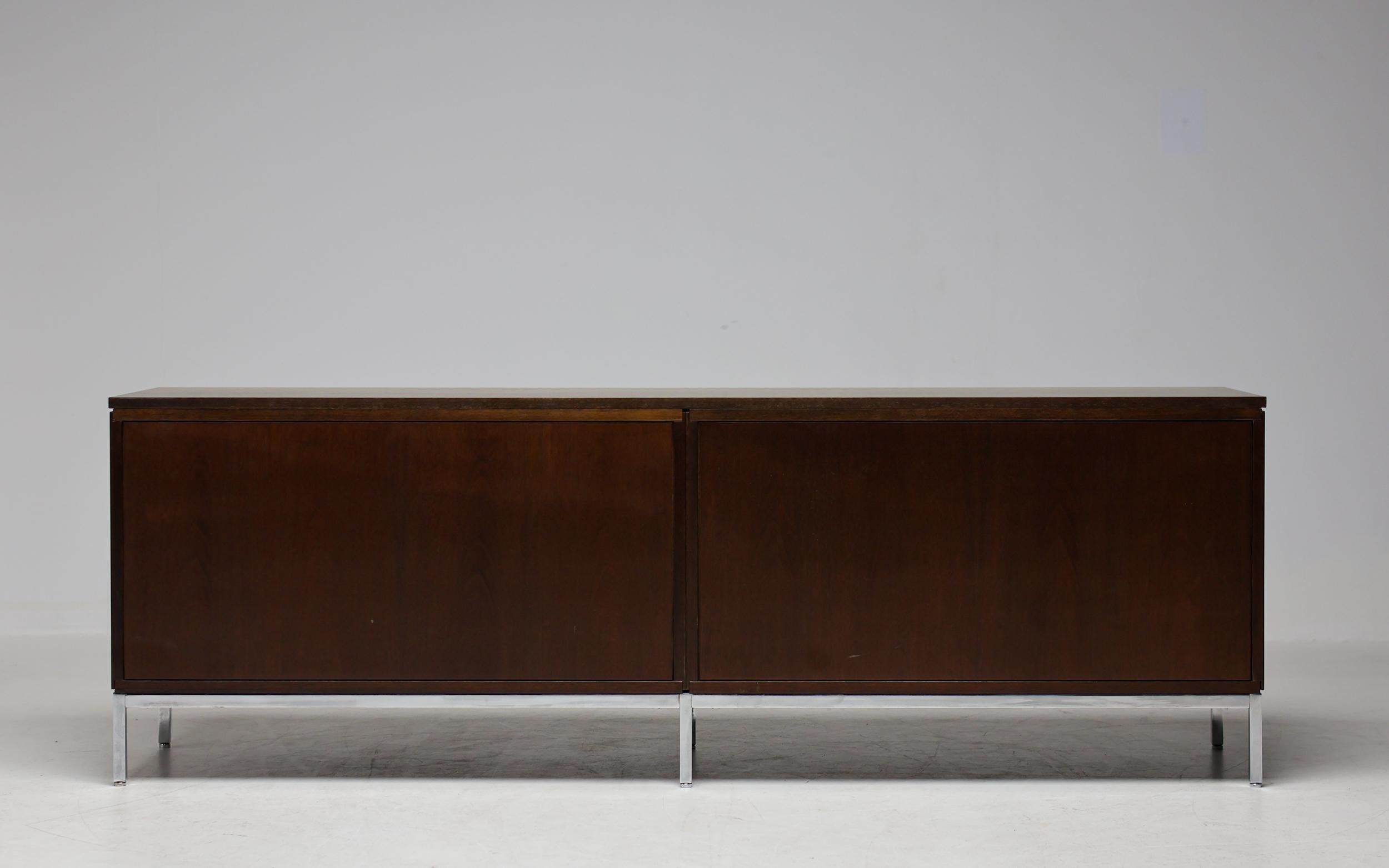 Florence Knoll Walnut Sideboard Mid Century Modern Executive Boardroom Storage For Sale 7