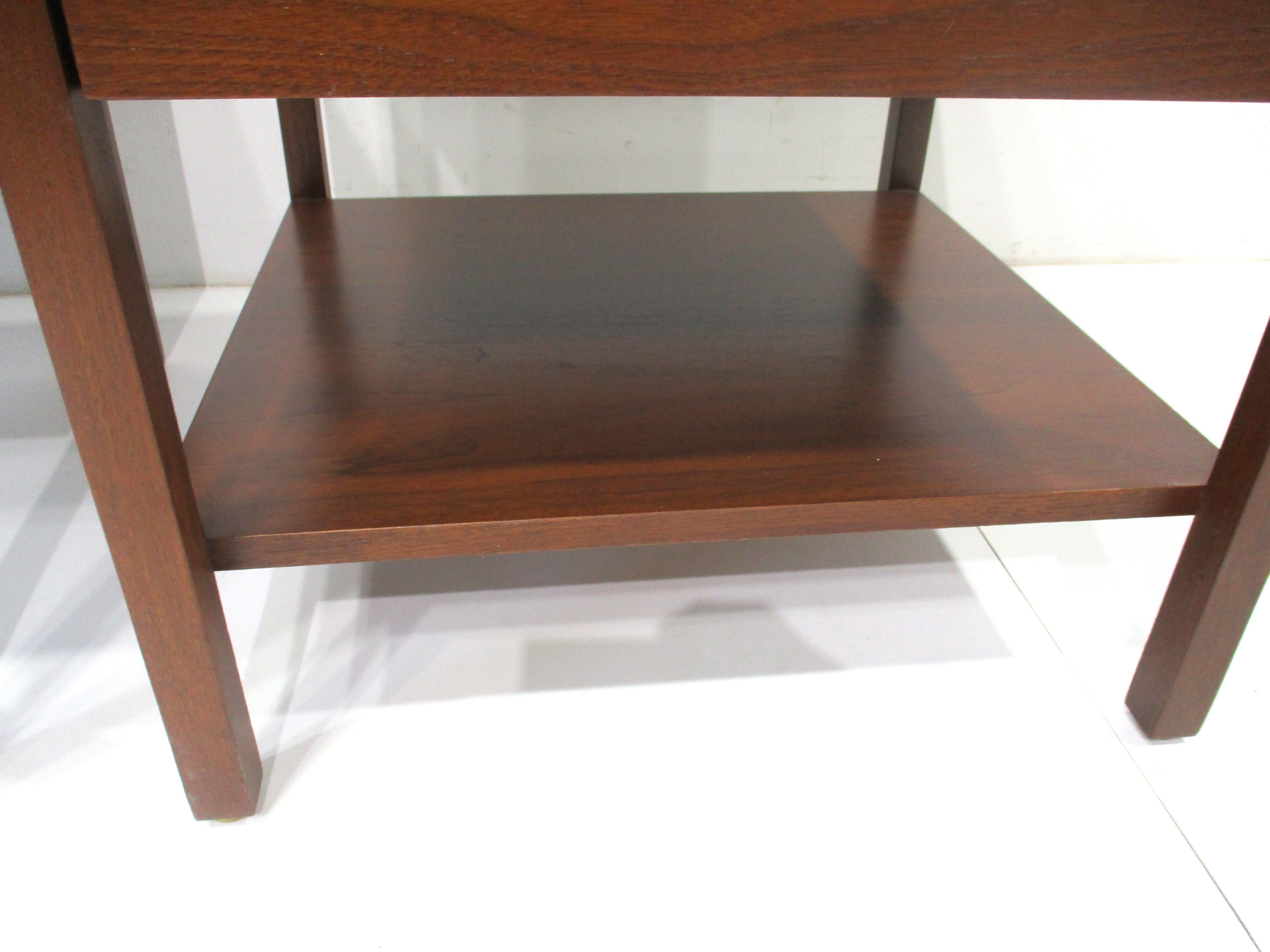 Florence Knoll Walnut Nightstands for Knoll  For Sale 7