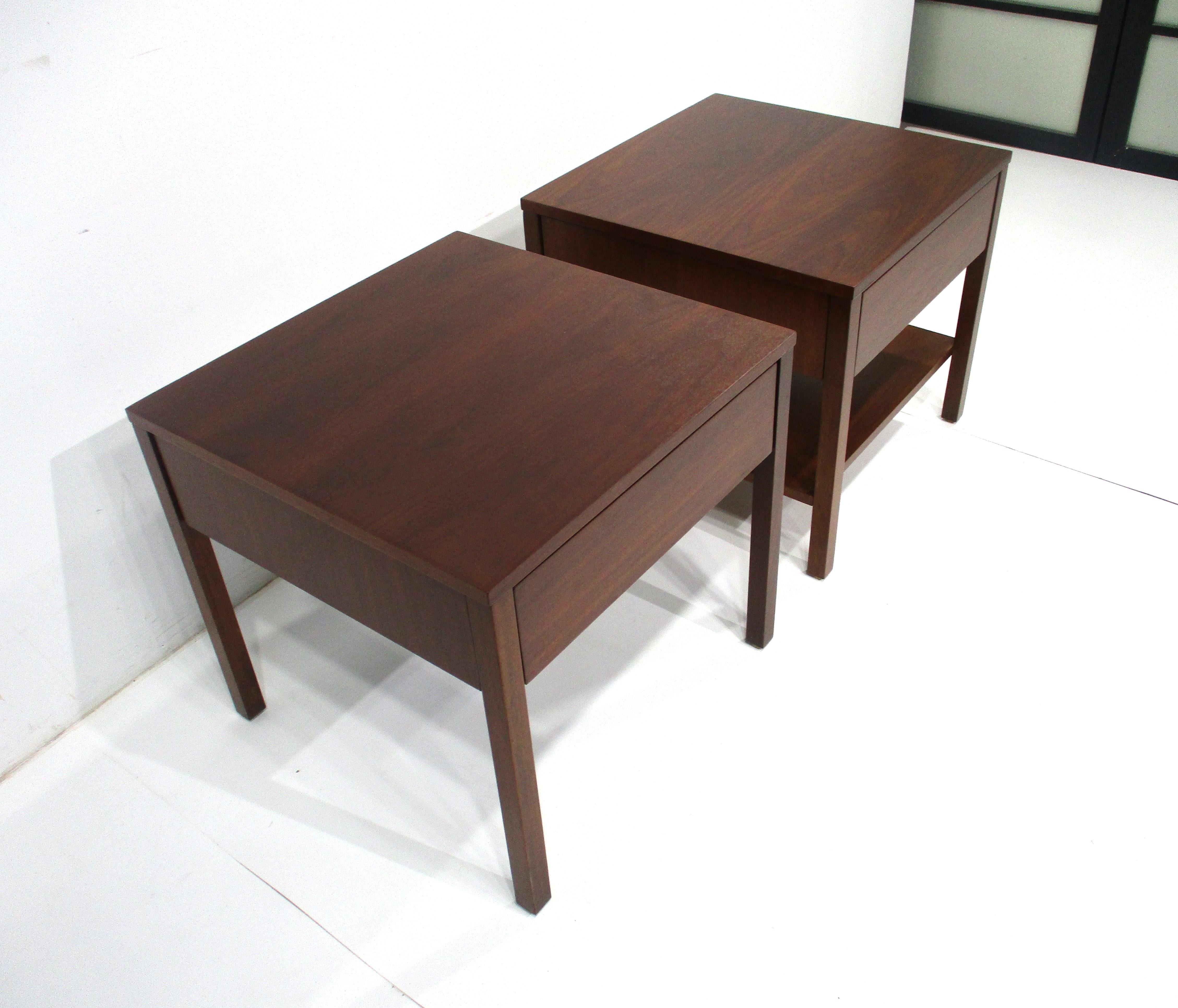 Florence Knoll Walnut Nightstands for Knoll  For Sale 2