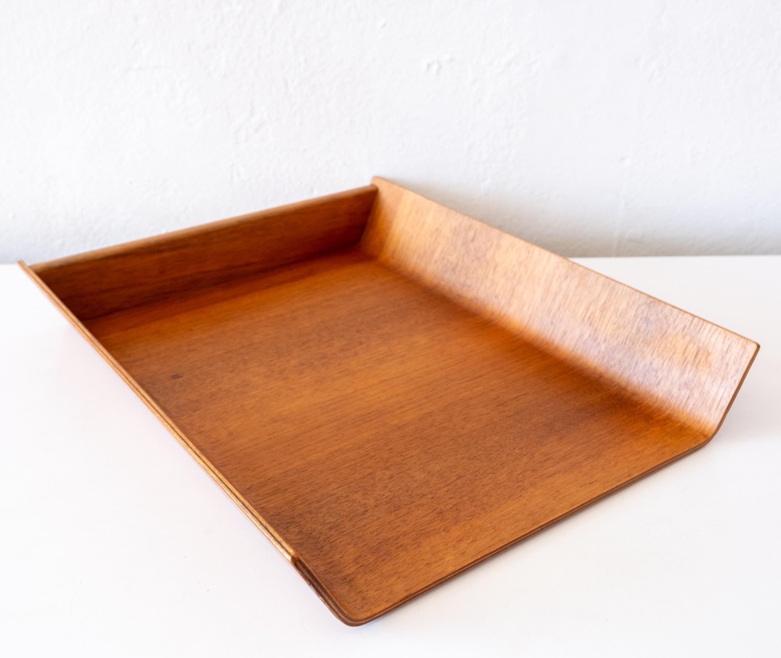 American Florence Knoll Walnut Plywood Letter Tray