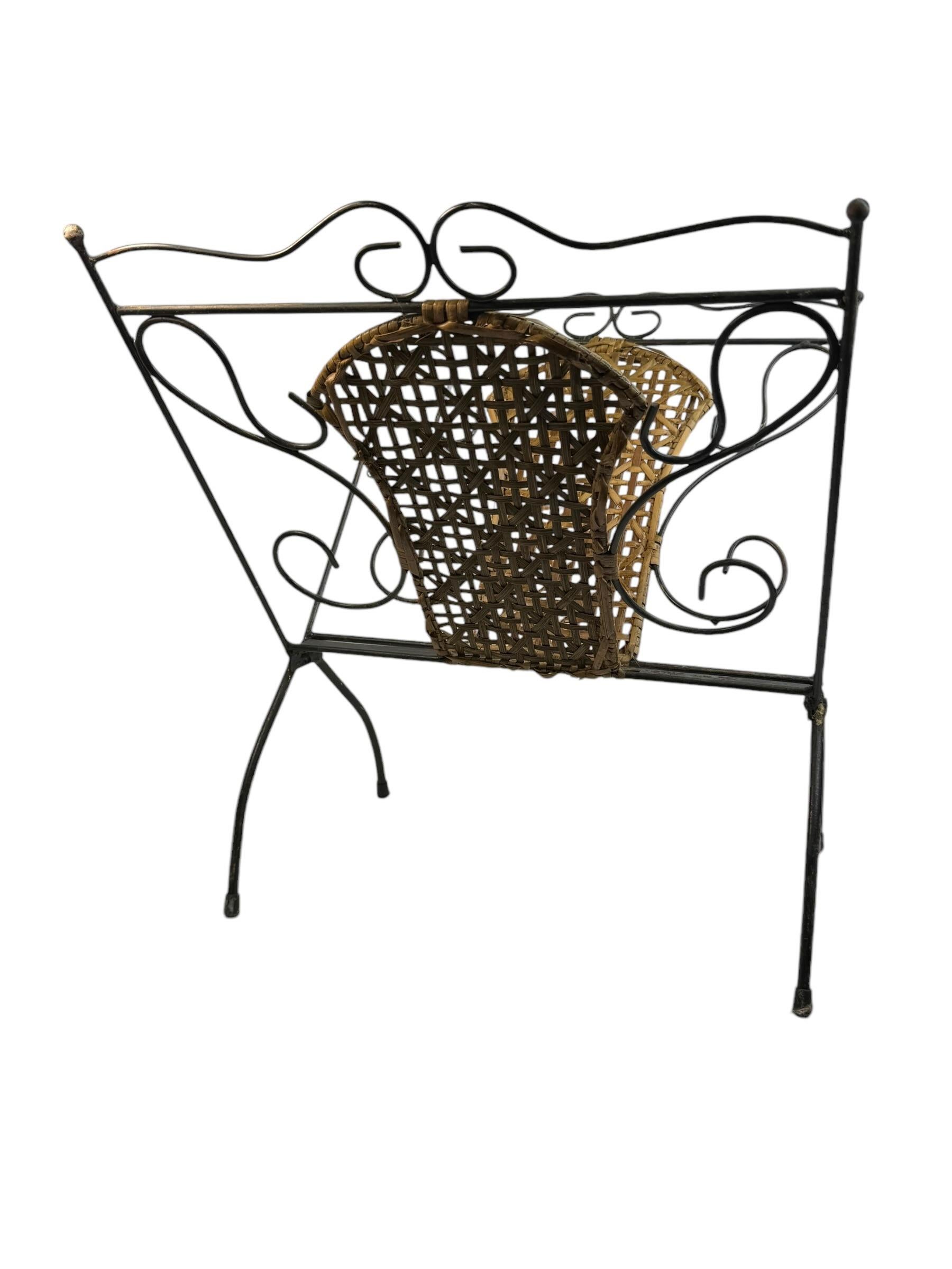 Late 20th Century Florence Style Wicker & Metal Magazine Rack Stand, 1970s, Italy For Sale