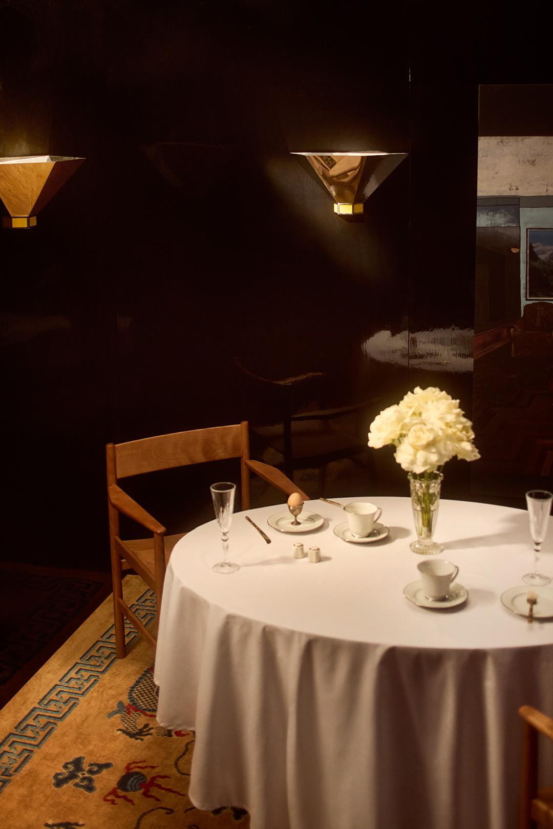 Florens Wall Sconce in mirror-polished stainless steel designed by Yaniv Chen en venta 4