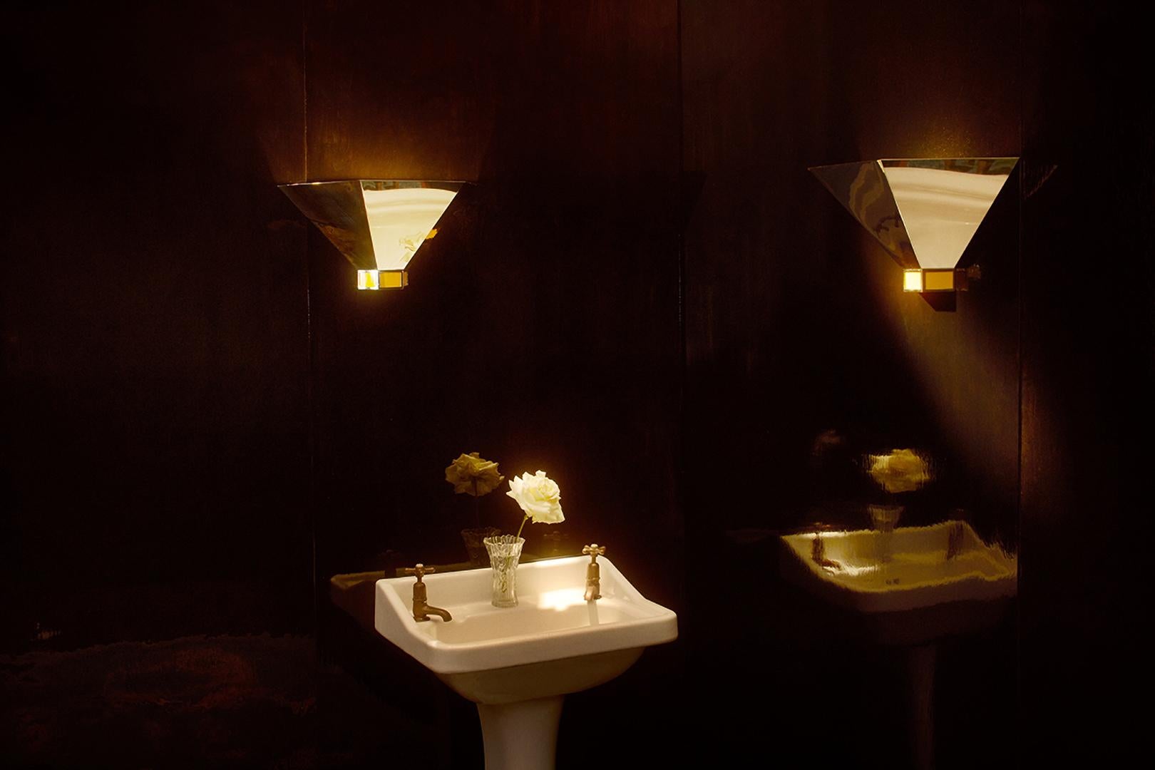 Florens Wall Sconce in mirror-polished stainless steel designed by Yaniv Chen Acero inoxidable en venta