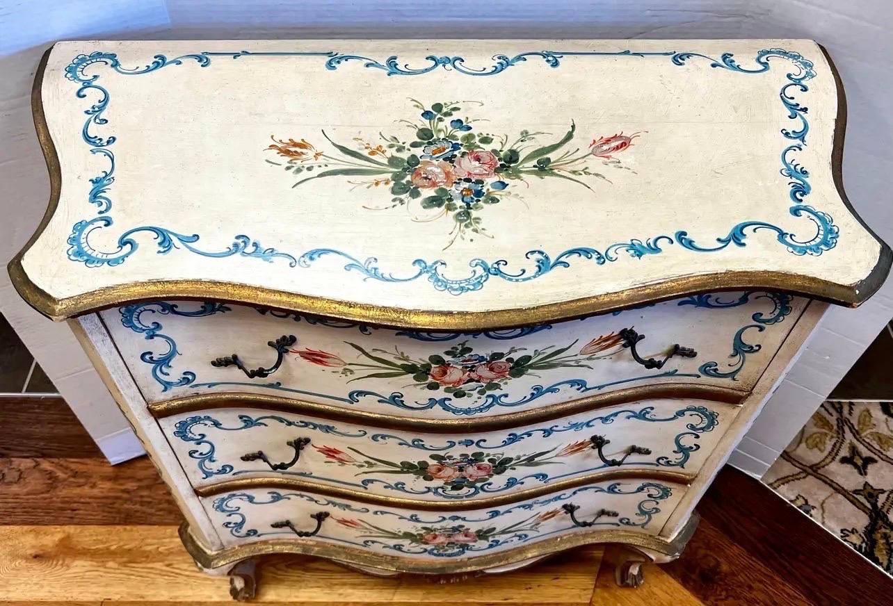 Legno Commode da petto firmato Florentia dipinto a mano Made in Italy in vendita