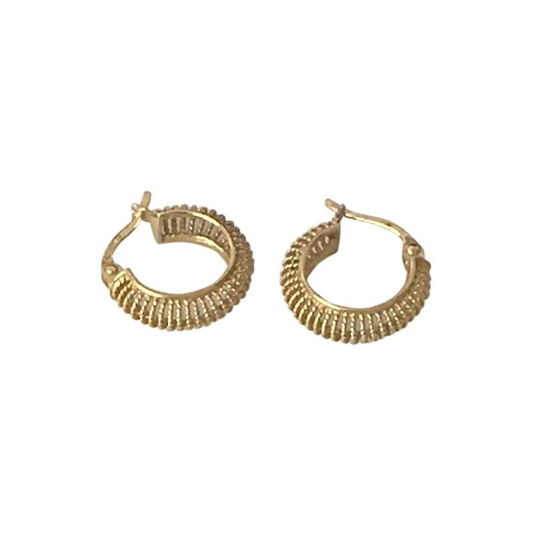 Florentine 14K Yellow Gold Open Ribbed Hoops For Sale