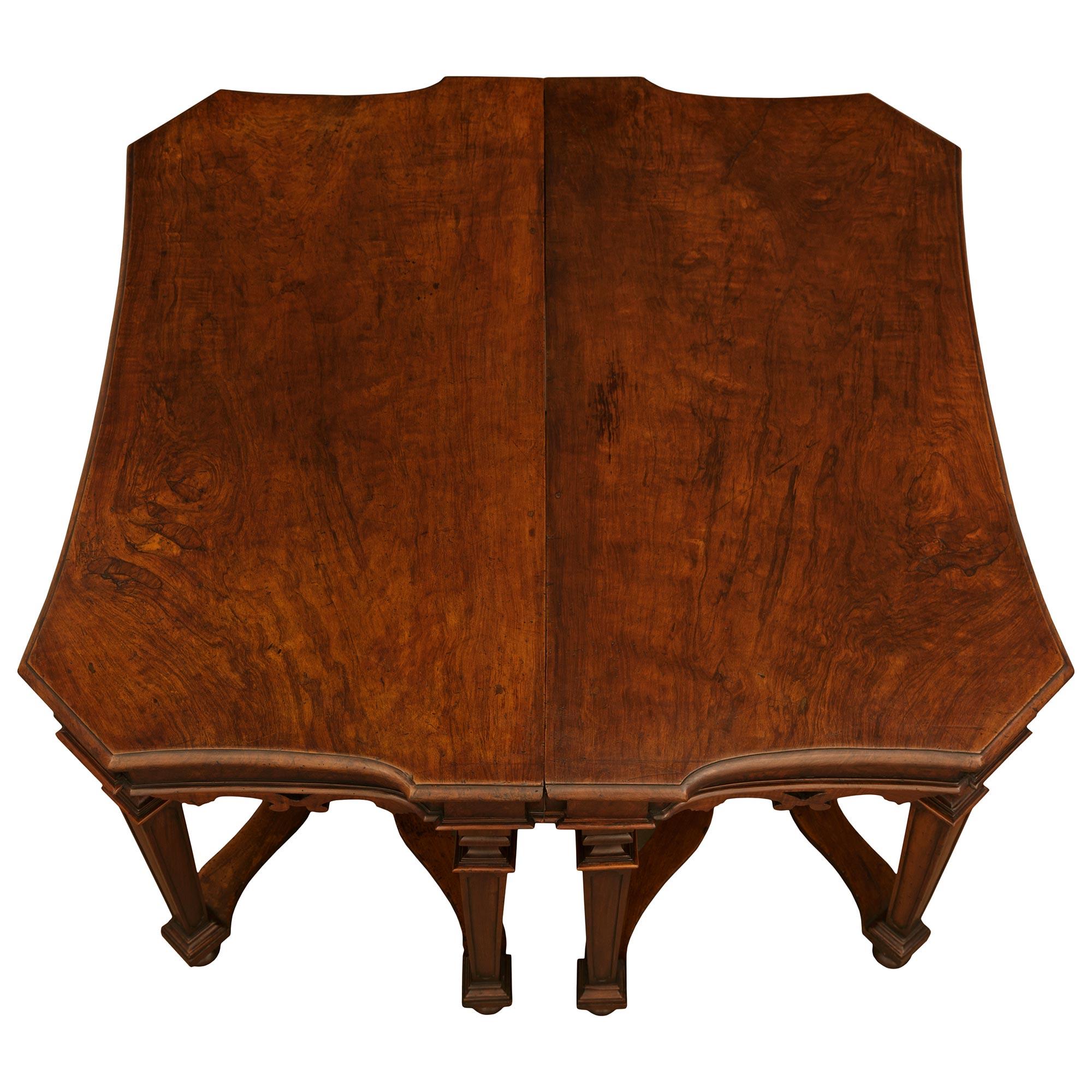 Florentine 17th century Louis XIV Period Walnut and Bronze consoles/center table For Sale 6