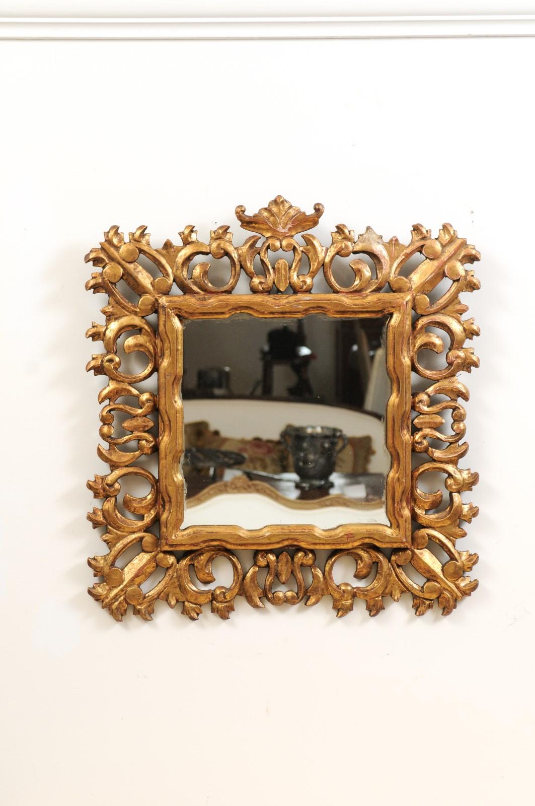 Italian Florentine 20th Century Carved Giltwood Mirror with C-Scrolls and Foliage Motifs