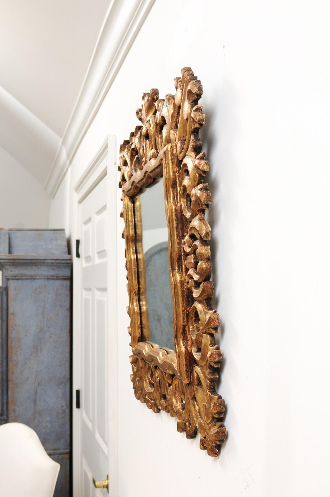 Florentine 20th Century Carved Giltwood Mirror with C-Scrolls and Foliage Motifs 5