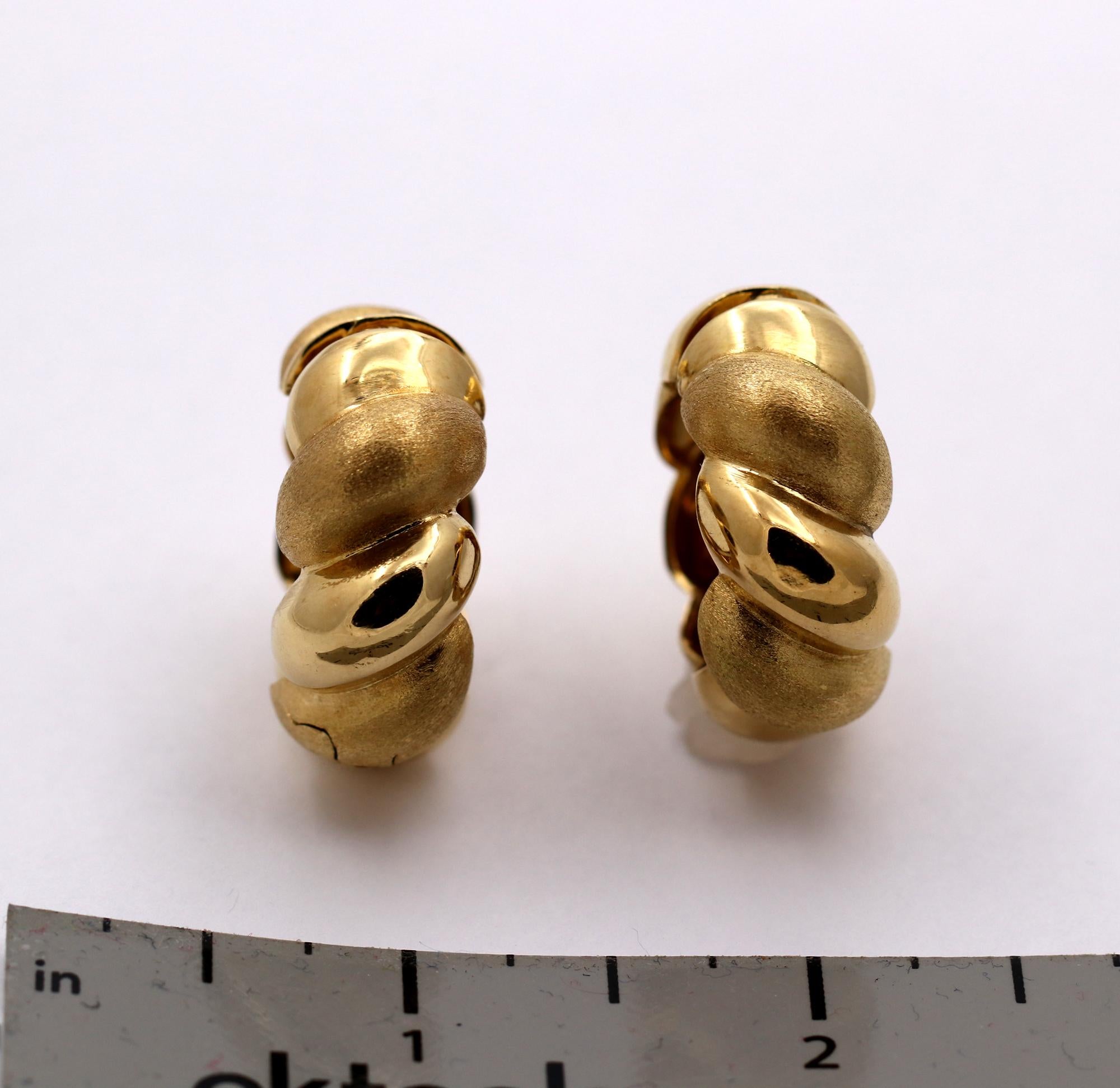 Florentine and Polished Finishes on Hinged Gold Hoop Earrings 2