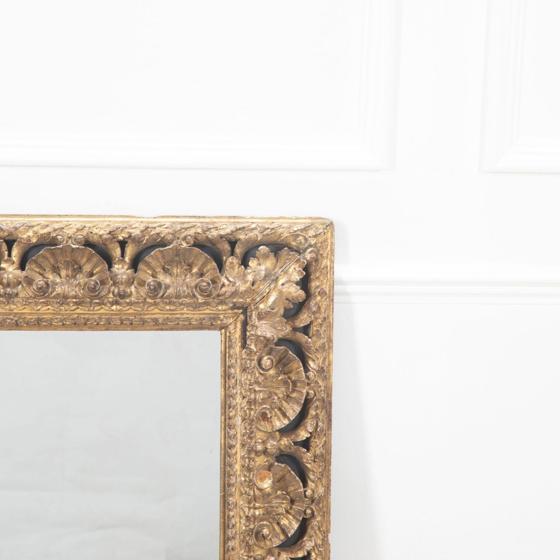 18th Century and Earlier Florentine Carved and Gilded Mirror For Sale