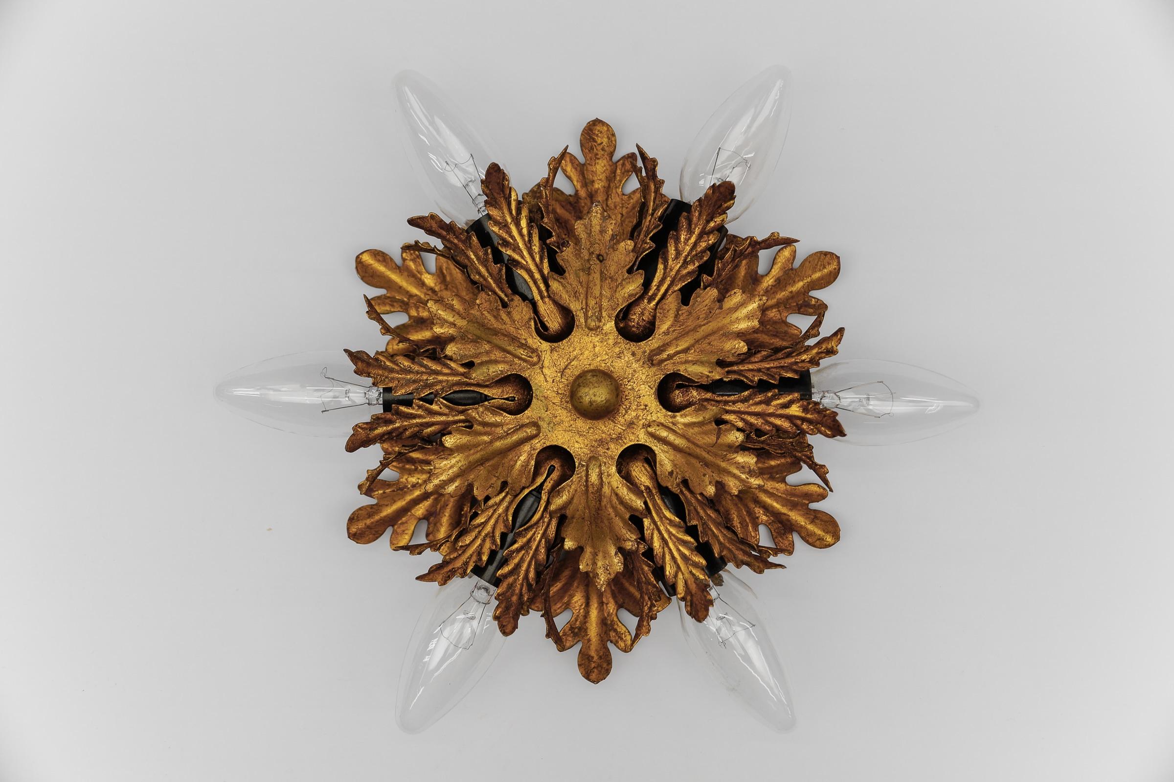 Métal Plafonnier Florentine de Banci Firenze en or, Italie des années 1960 en vente