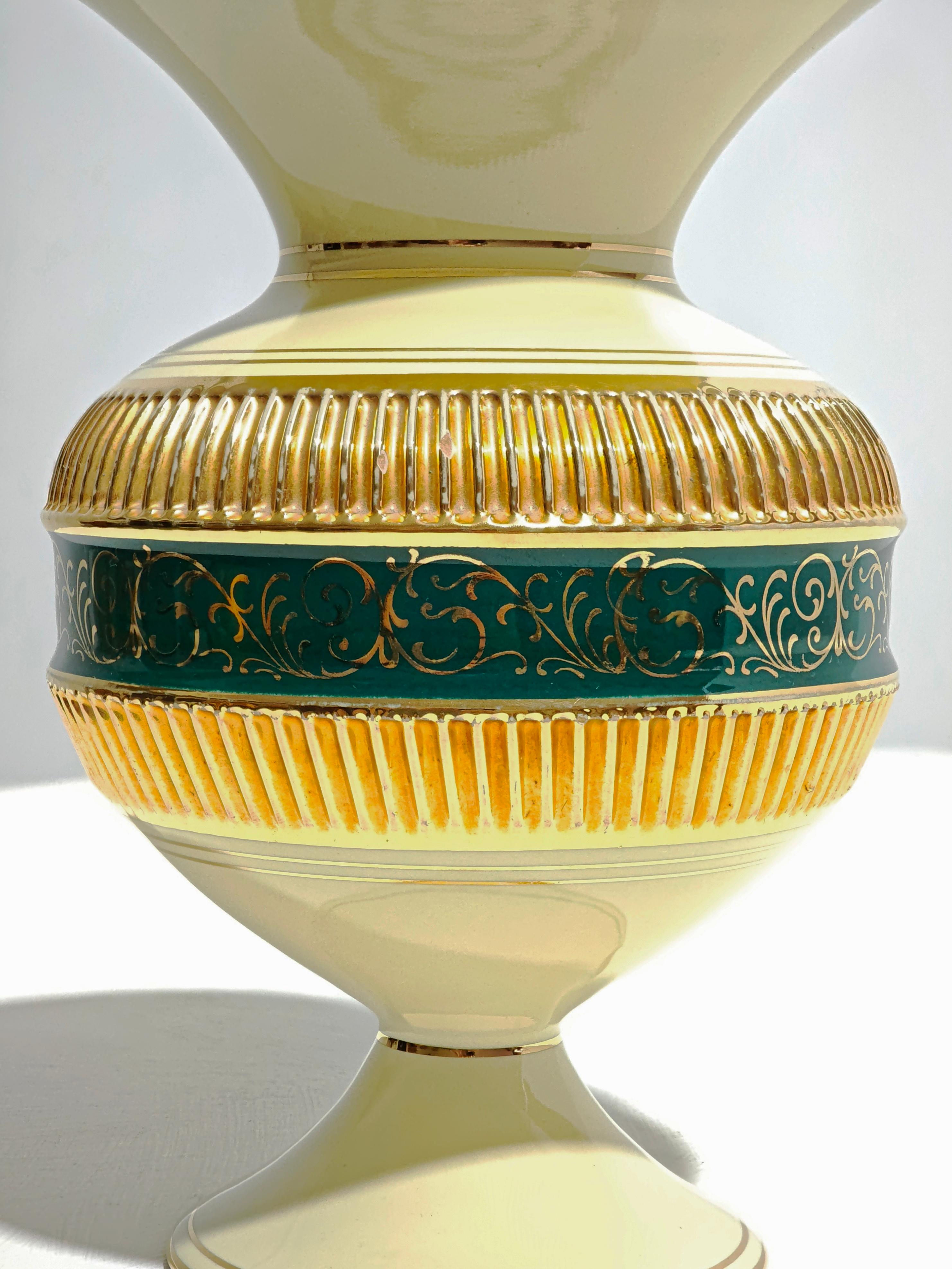 Florentine Ceramic Vase Design Italian Production 1920s. For Sale 4