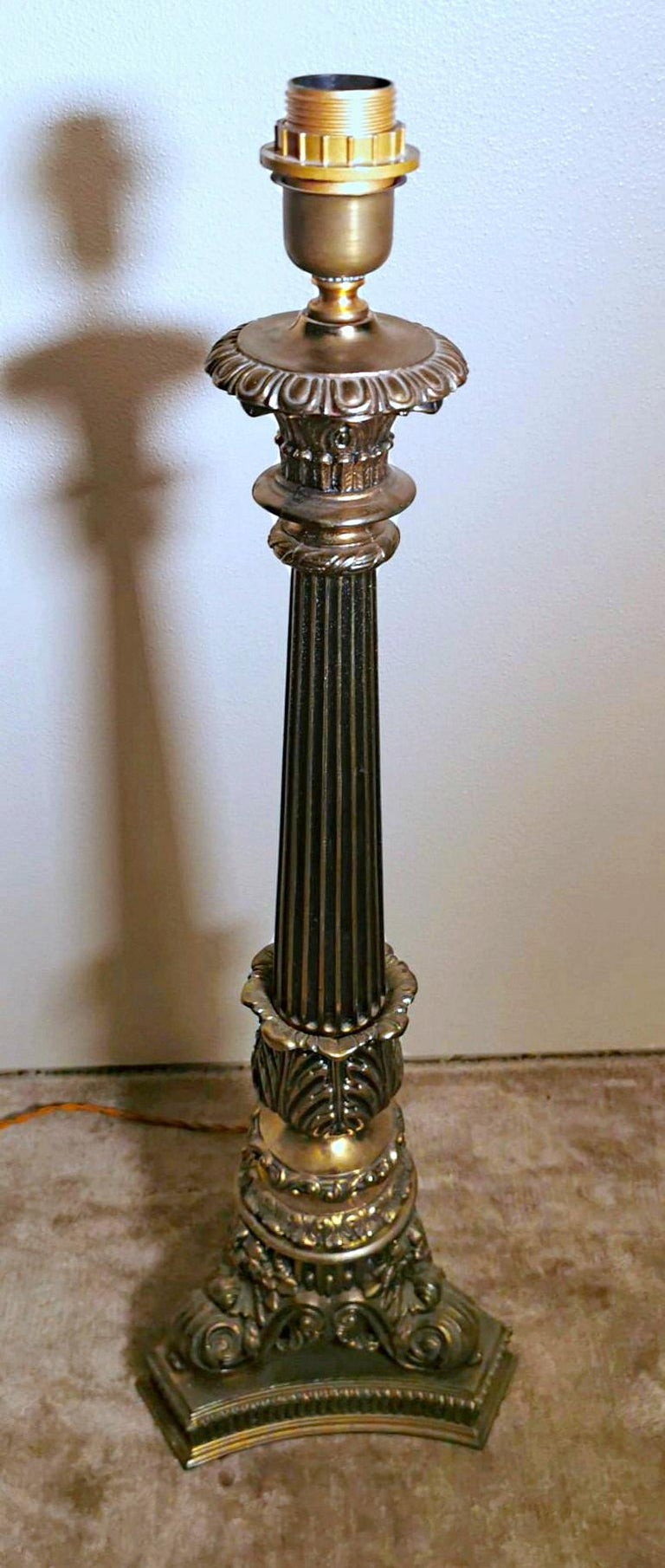 We kindly suggest you read the whole description, because with it we try to give you detailed technical and historical information to guarantee the authenticity of our objects.
Massive and heavy Empire-style candlestick, electrified to function as a