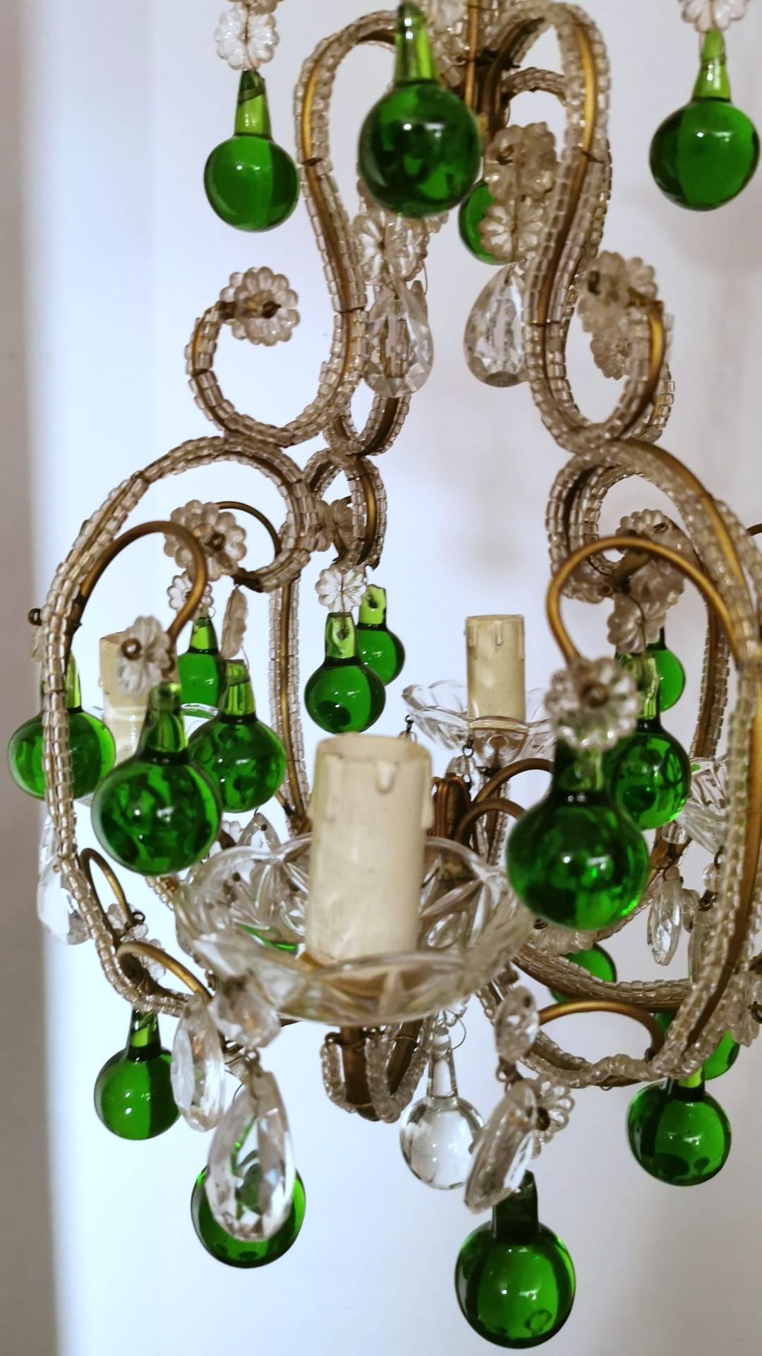 20th Century Florentine Craftsmanship Italian Brass Chandelier with Crystals and Green Glasse