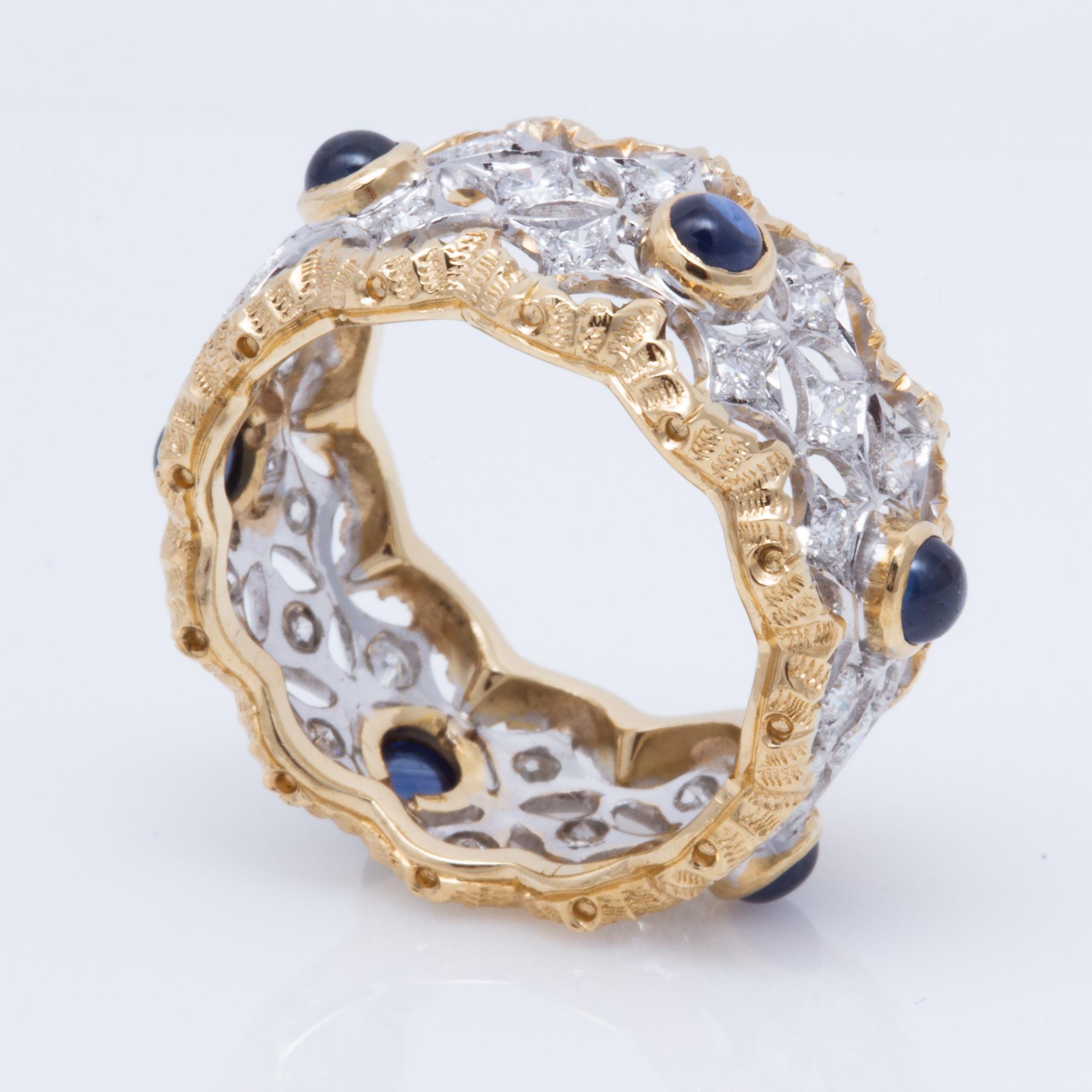 Florentine Engraved Cabochon Sapphire and Diamond Italian Ring For Sale 5