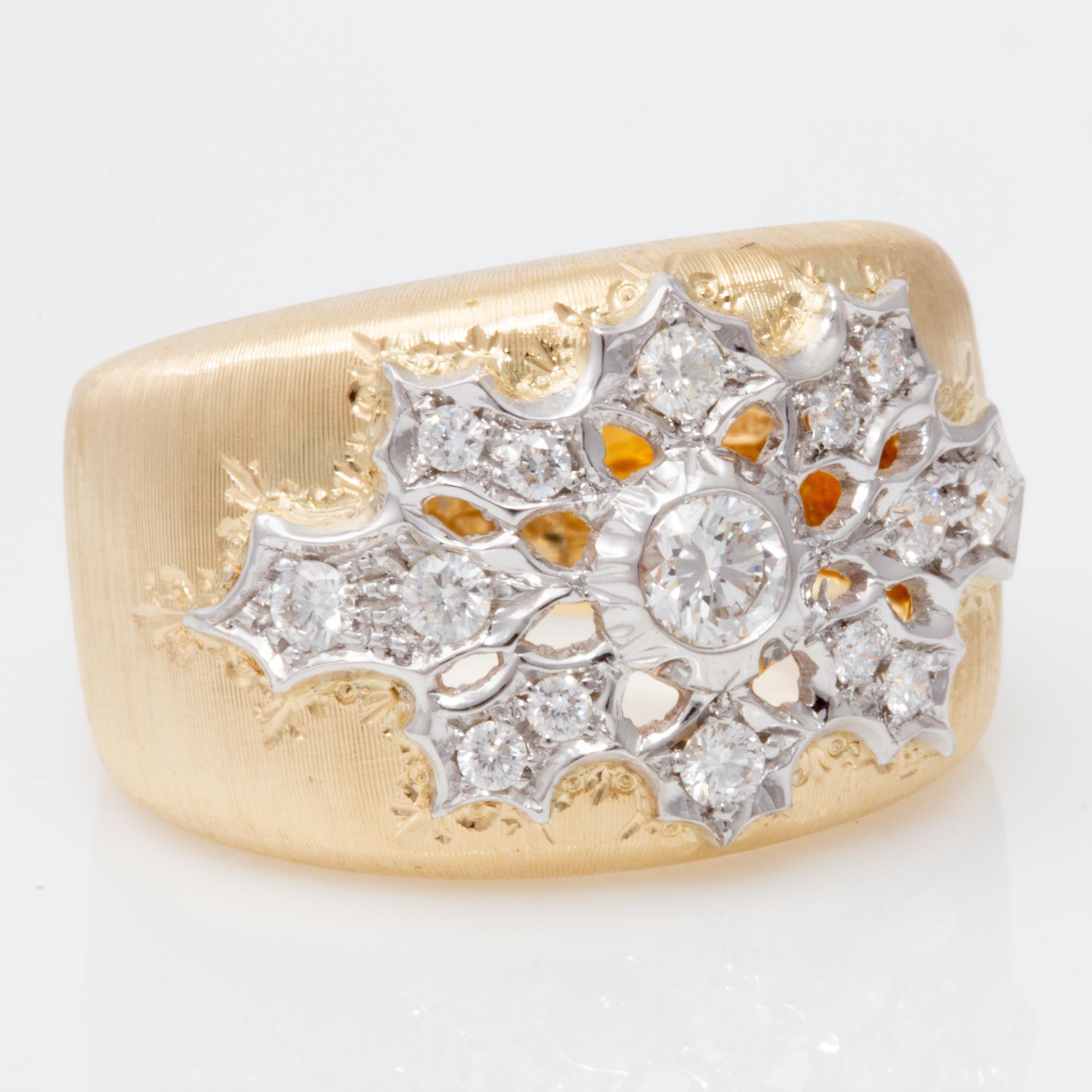 Florentine Engraved Two-Toned 18 Karat Italian Diamond Ring For Sale 1
