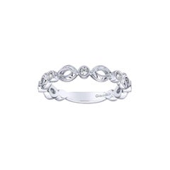 Florentine Finish Scalloped White Gold Diamond Band