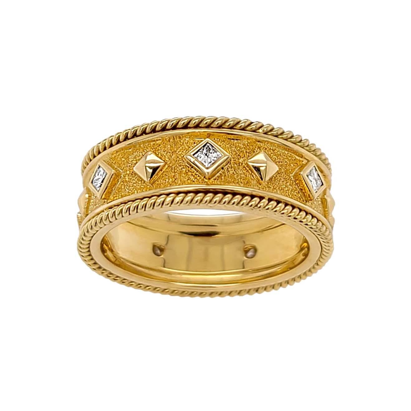 Taille princesse Bague italienne en or 18 carats avec diamants, finition florentine en vente