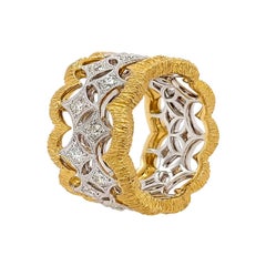 Florentine Finished Two-Tone 18 Karat Gold Italian Diamond Ring