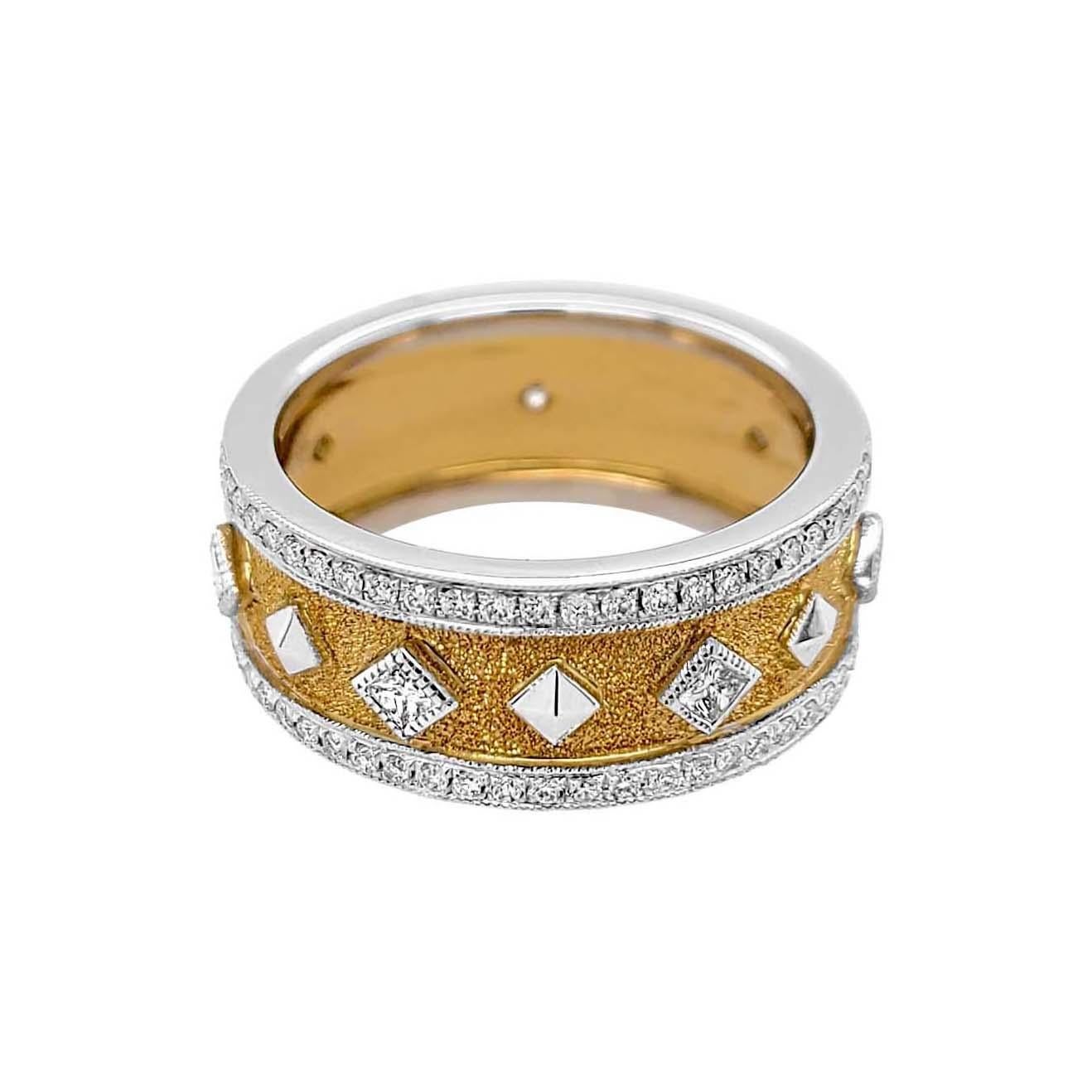 Taille ronde Bague italienne en or bicolore 18 carats avec diamants, finition florentine en vente