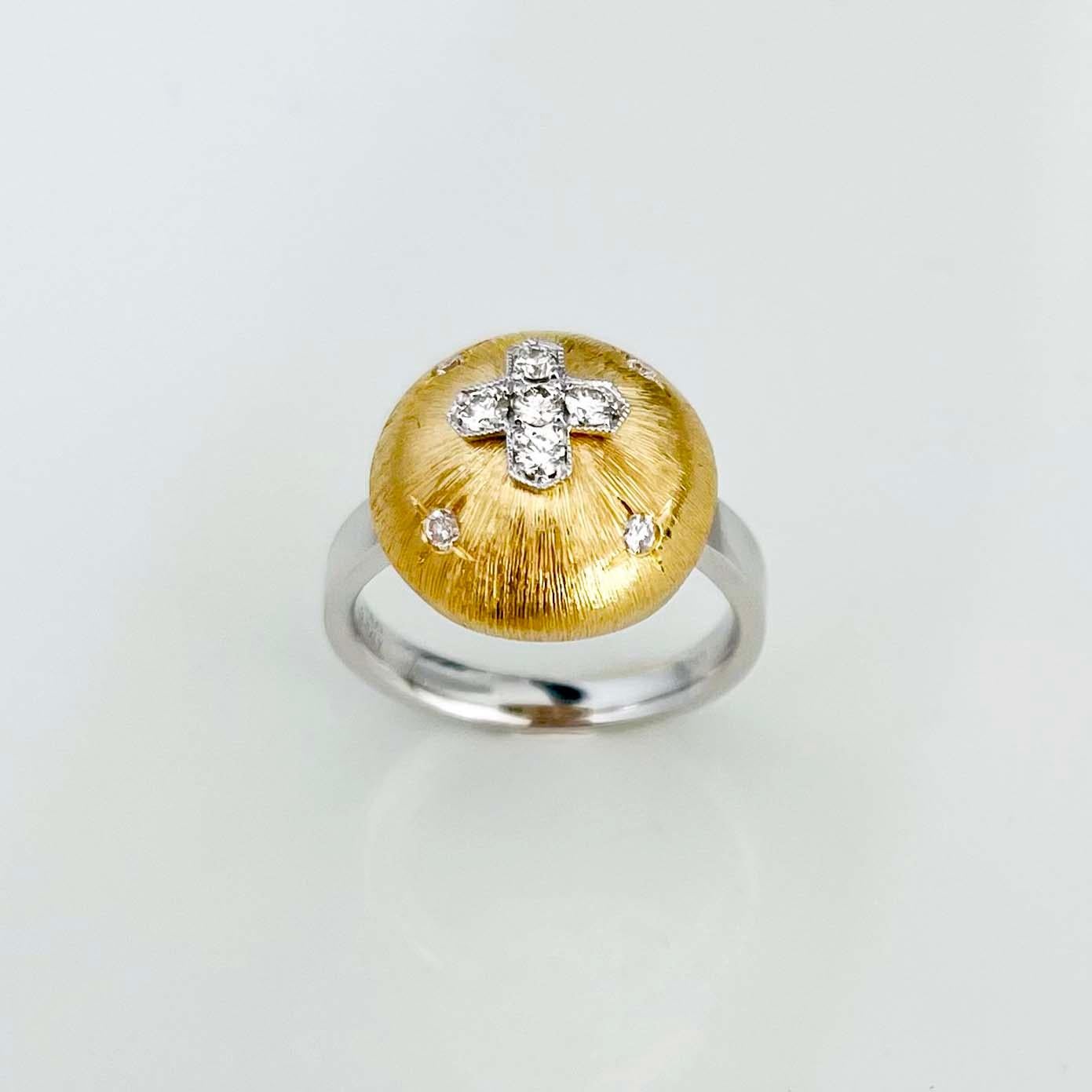 Florentine Finished Two-Tone 18 Karat Gold Italian Diamond Ring In New Condition For Sale In Los Angeles, CA