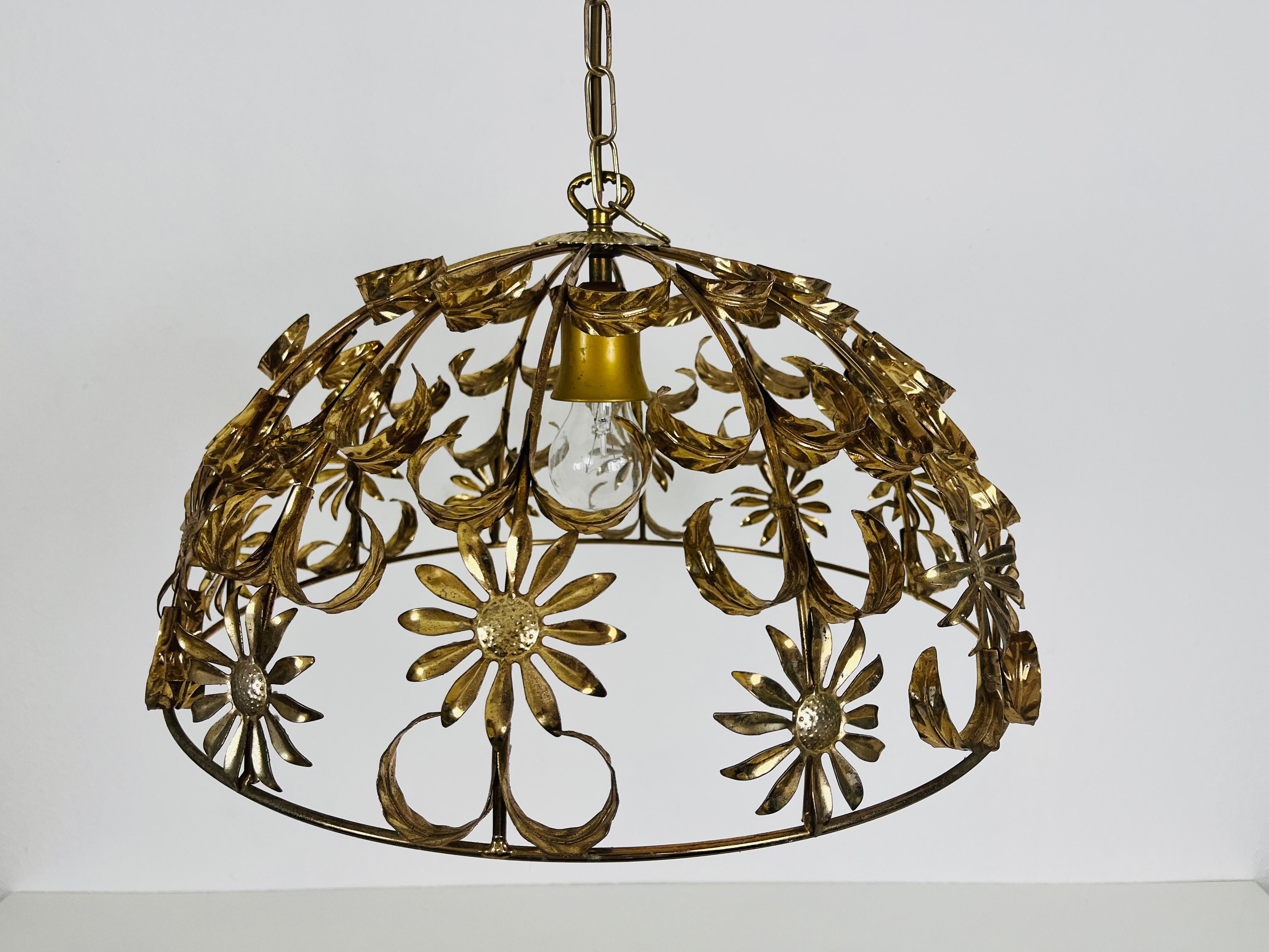 German Florentine Flower Shape Pendant Lamp Attributed to Banci Firenze, 1970s For Sale