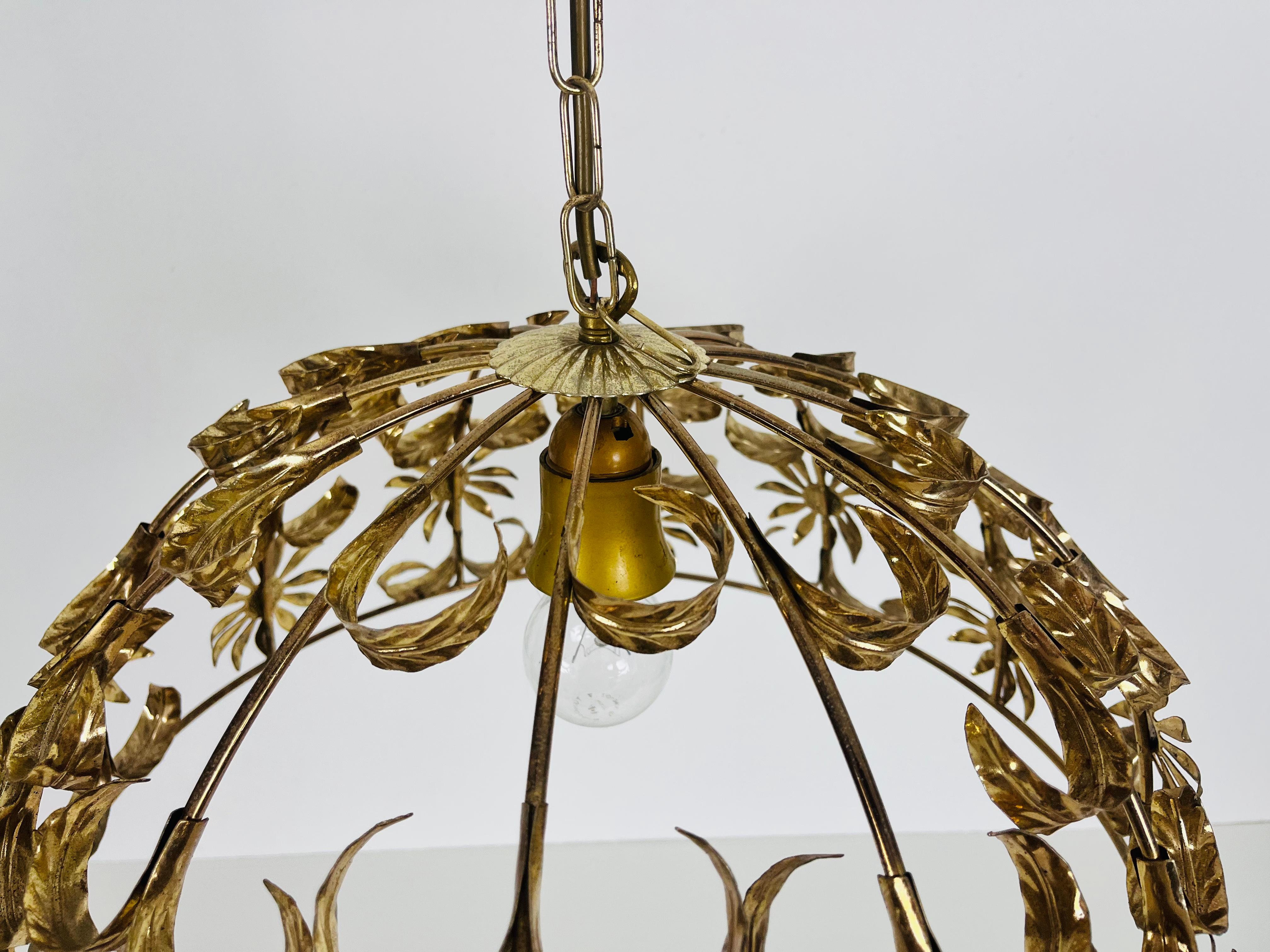 Florentine Flower Shape Pendant Lamp Attributed to Banci Firenze, 1970s For Sale 1