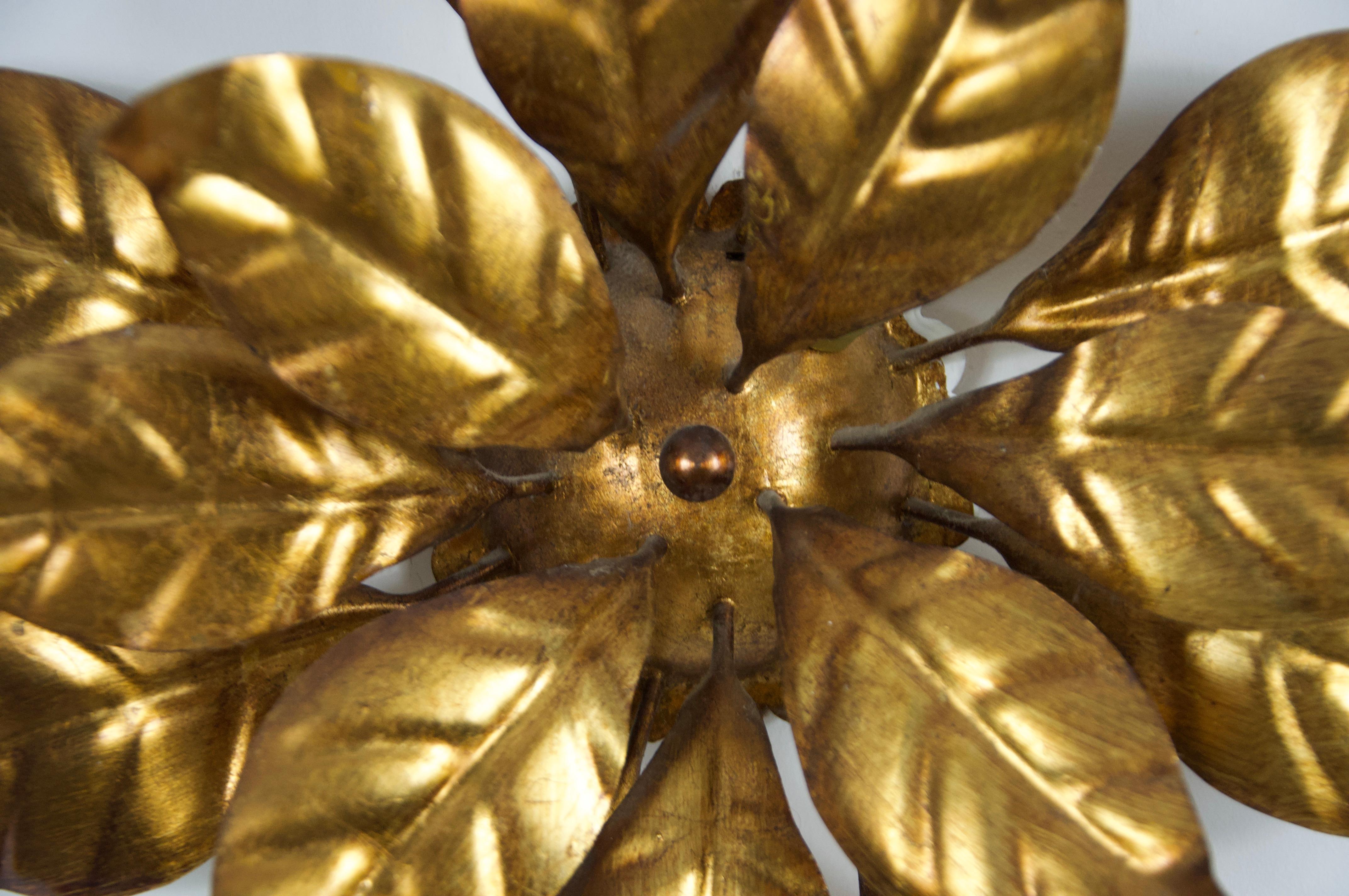 Lámpara de pared o empotrable Florentine Flower Shape de Hans Kögl, Alemania, años 60 Metal en venta