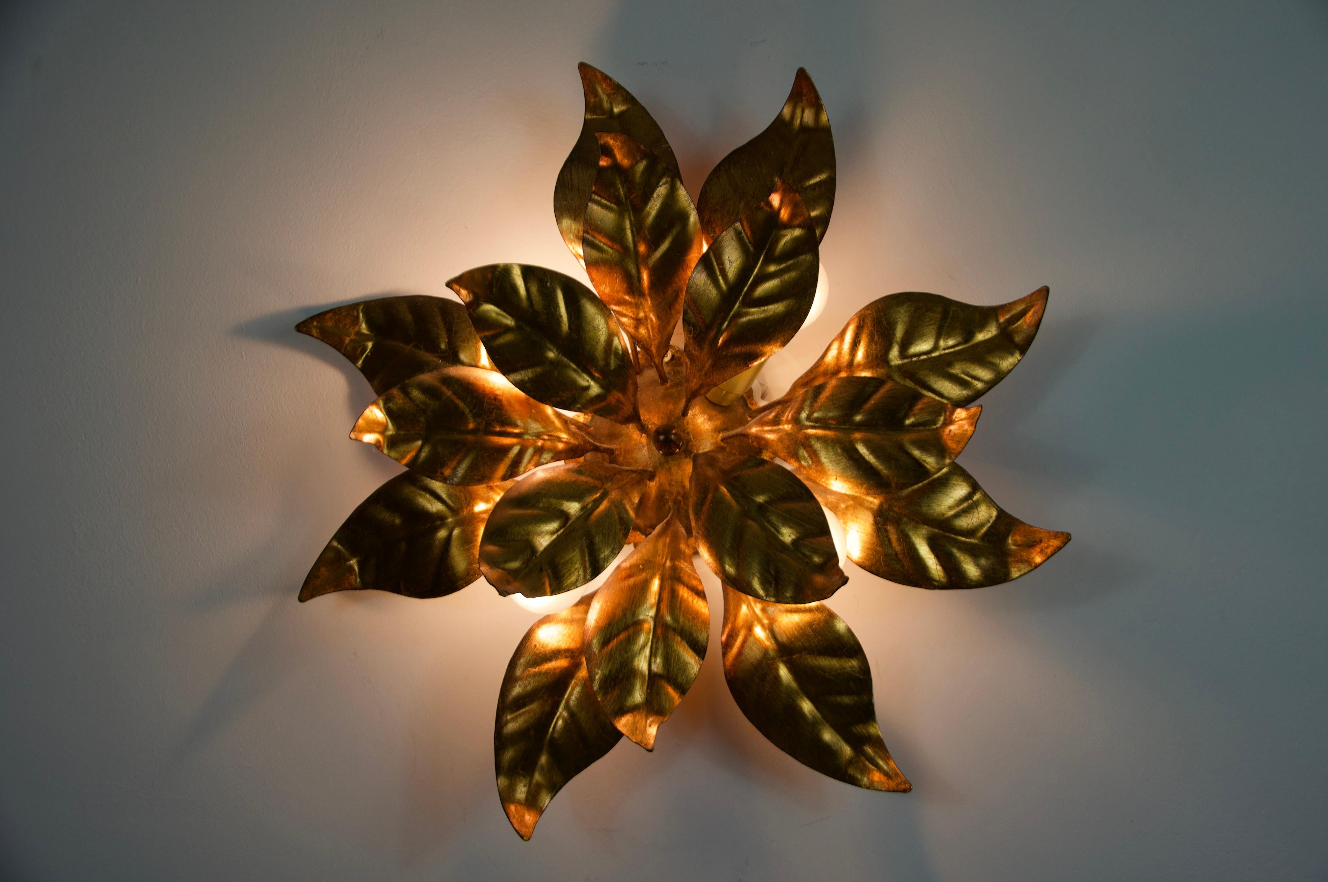 Lámpara de pared o empotrable Florentine Flower Shape de Hans Kögl, Alemania, años 60 en venta 1