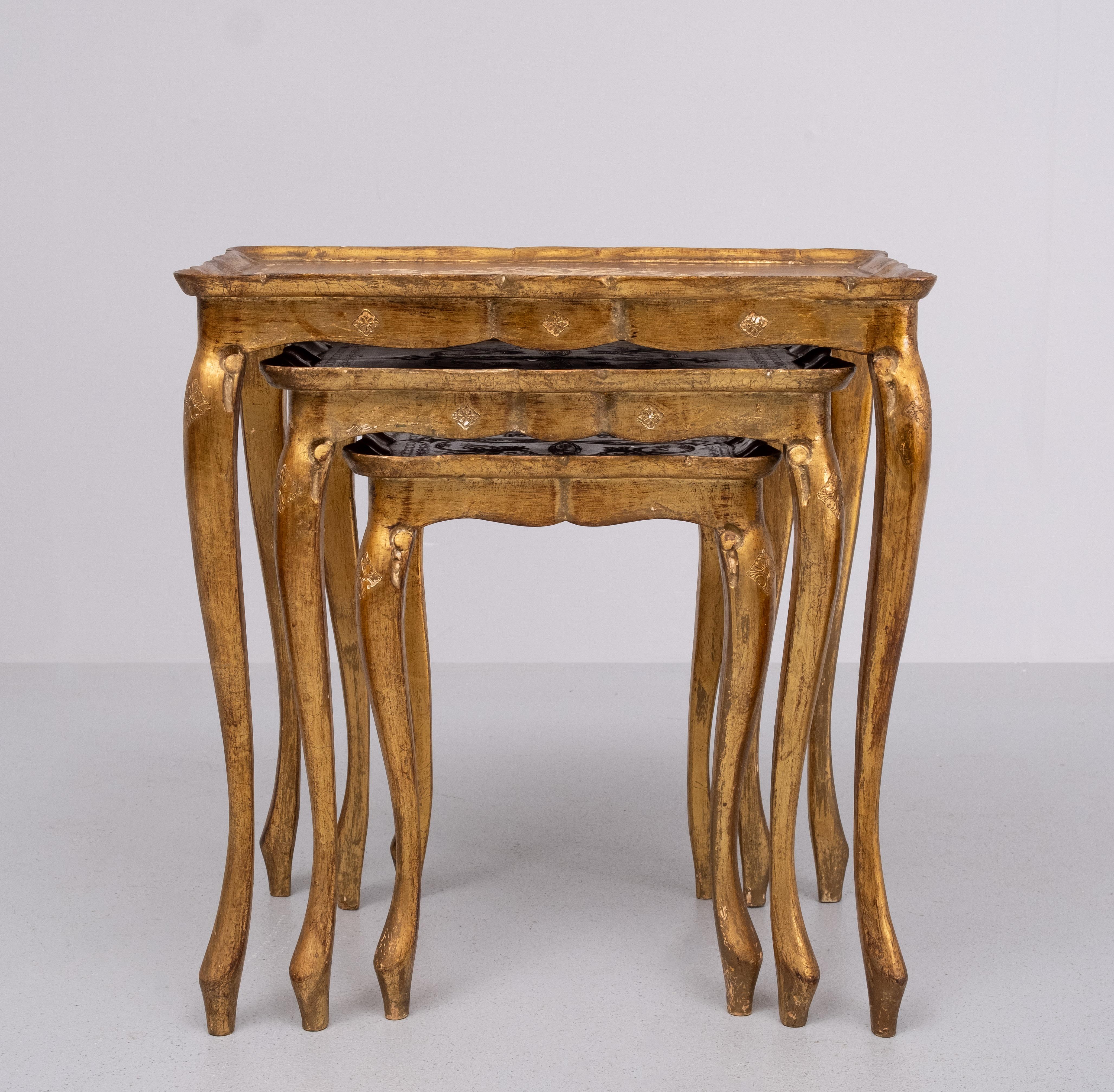 Italian Florentine gilded wooden nesting table  Italy  1960 