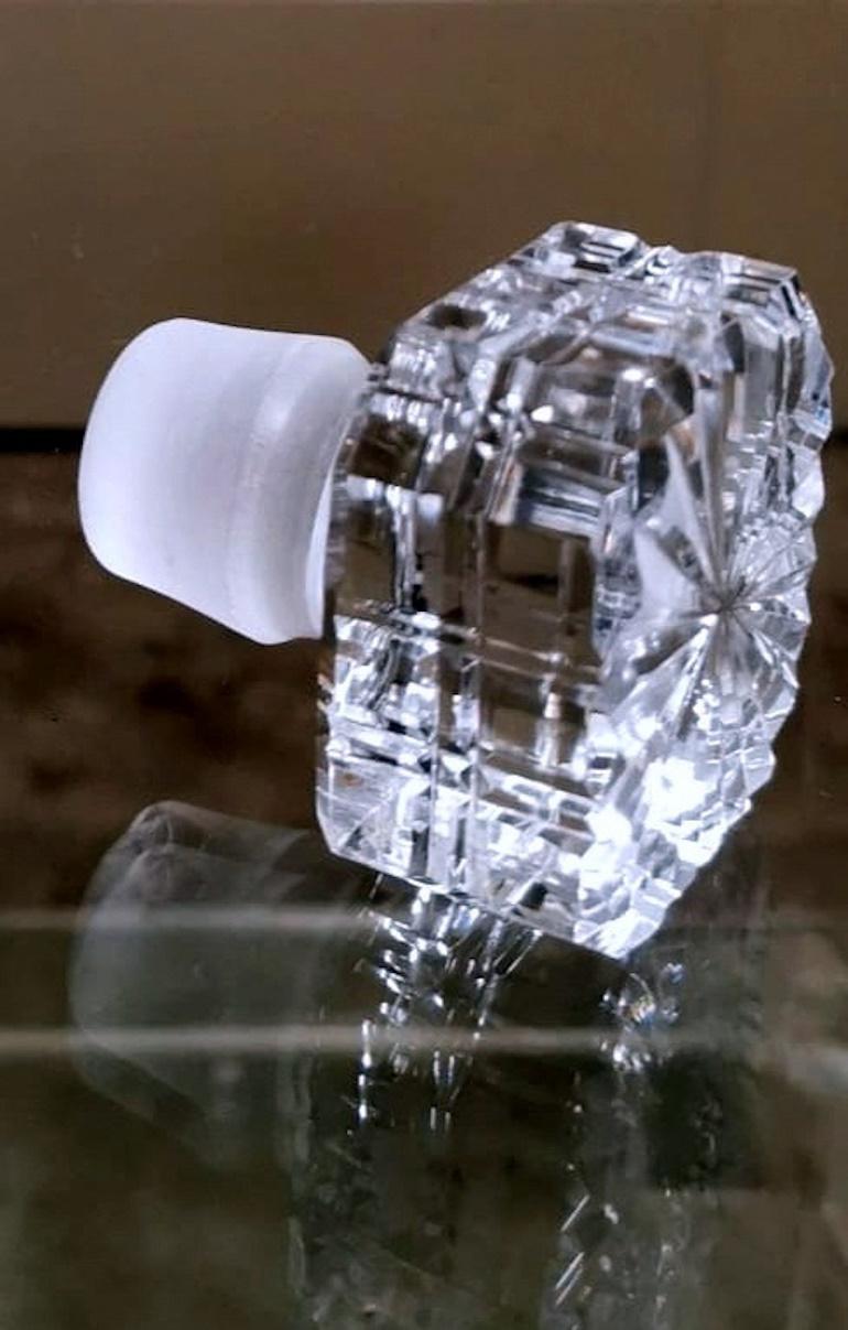 Florentine Handcrafted Crystal Bottle Geschliffen, geschliffen und poliert von Hand im Angebot 3
