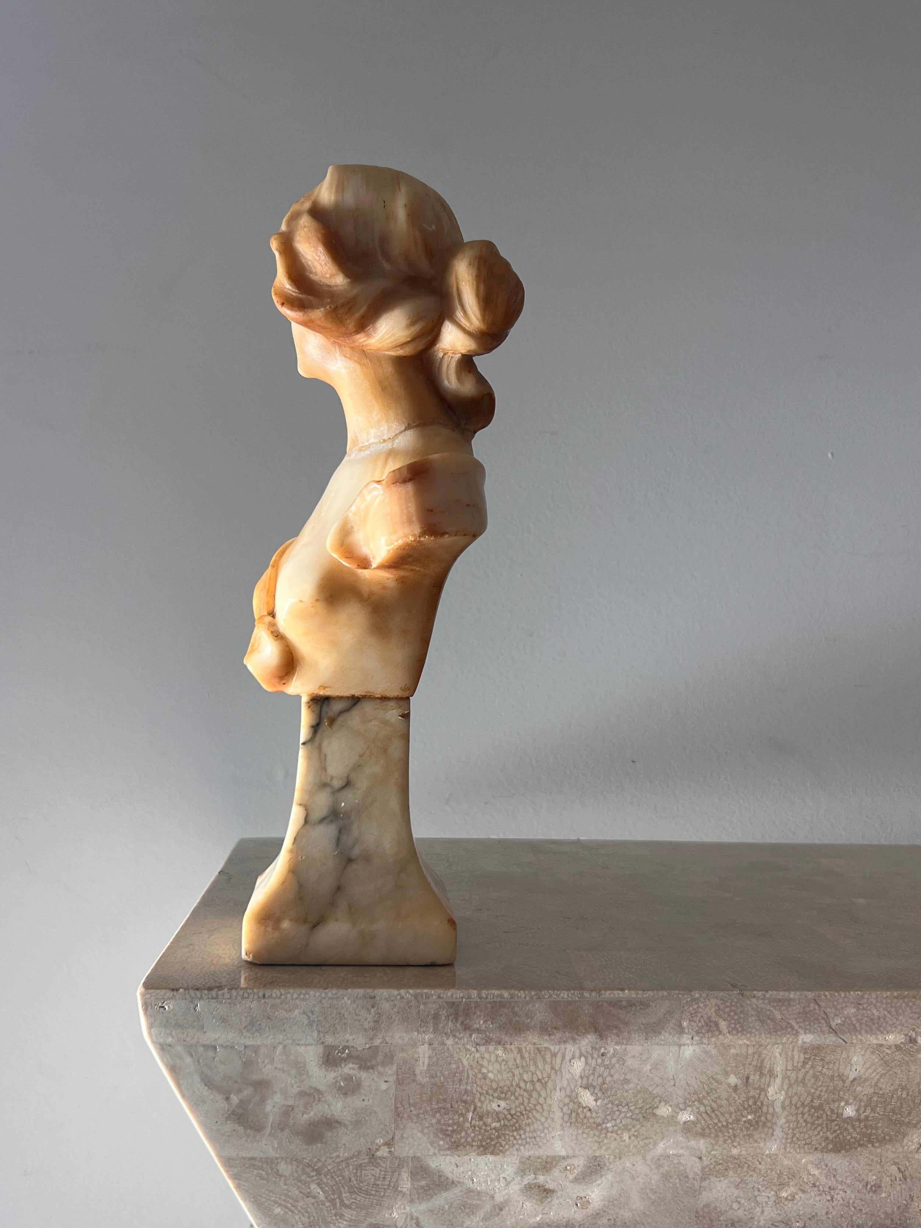 Hand-Carved Florentine marble and alabaster bust of a woman, 20th century  For Sale