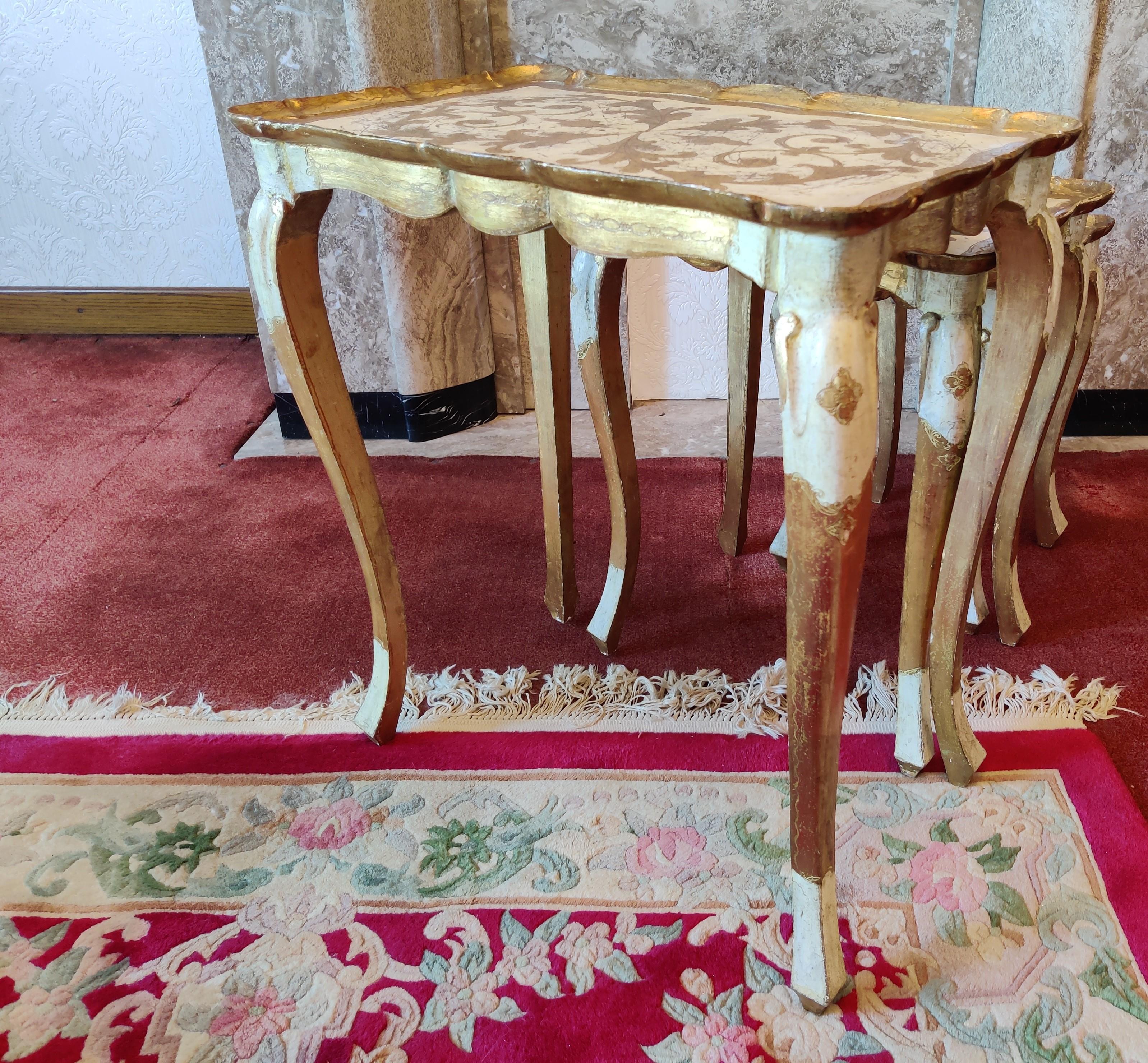 Florentine Nesting Tables by Fratelli Paoletti, 1920s In Good Condition In Leuven, Vlaams Gewest