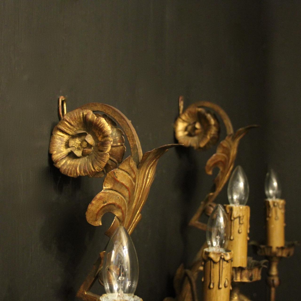 Florentine Pair of Gilded Leaf Twin Arm Antique Wall Lights 3