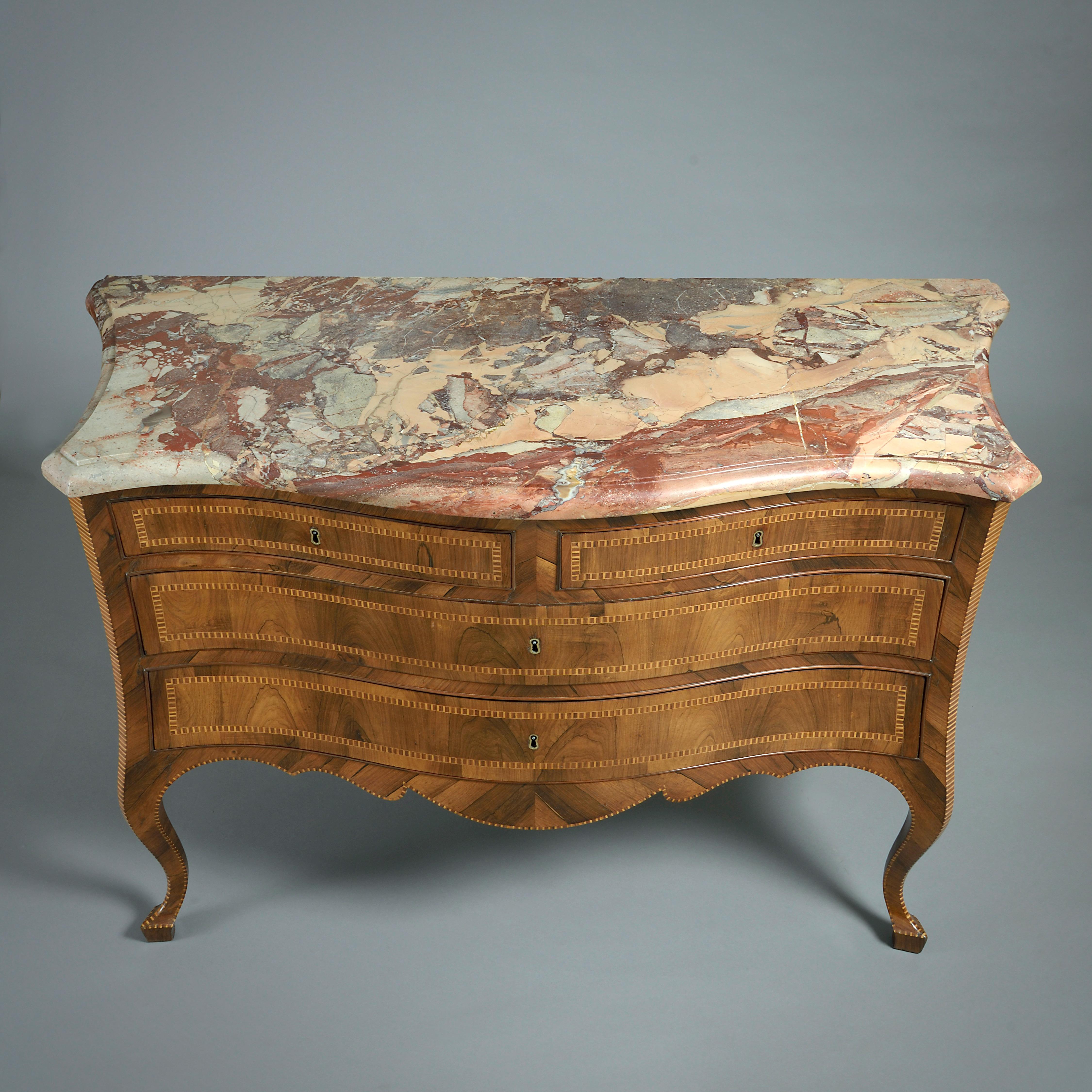 Commode in legno di palissandro Florentine in vendita 1