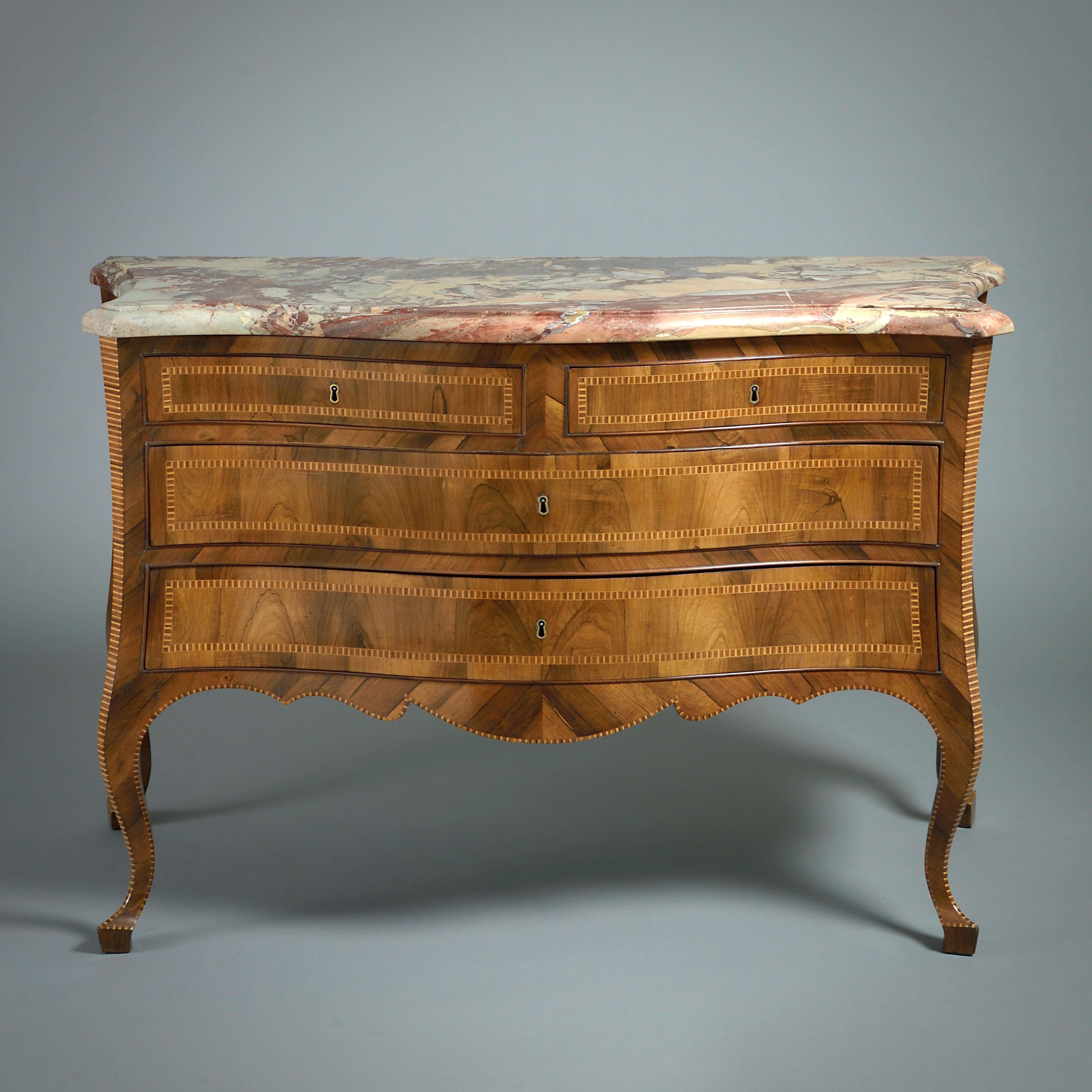 Commode in legno di palissandro Florentine in vendita 2