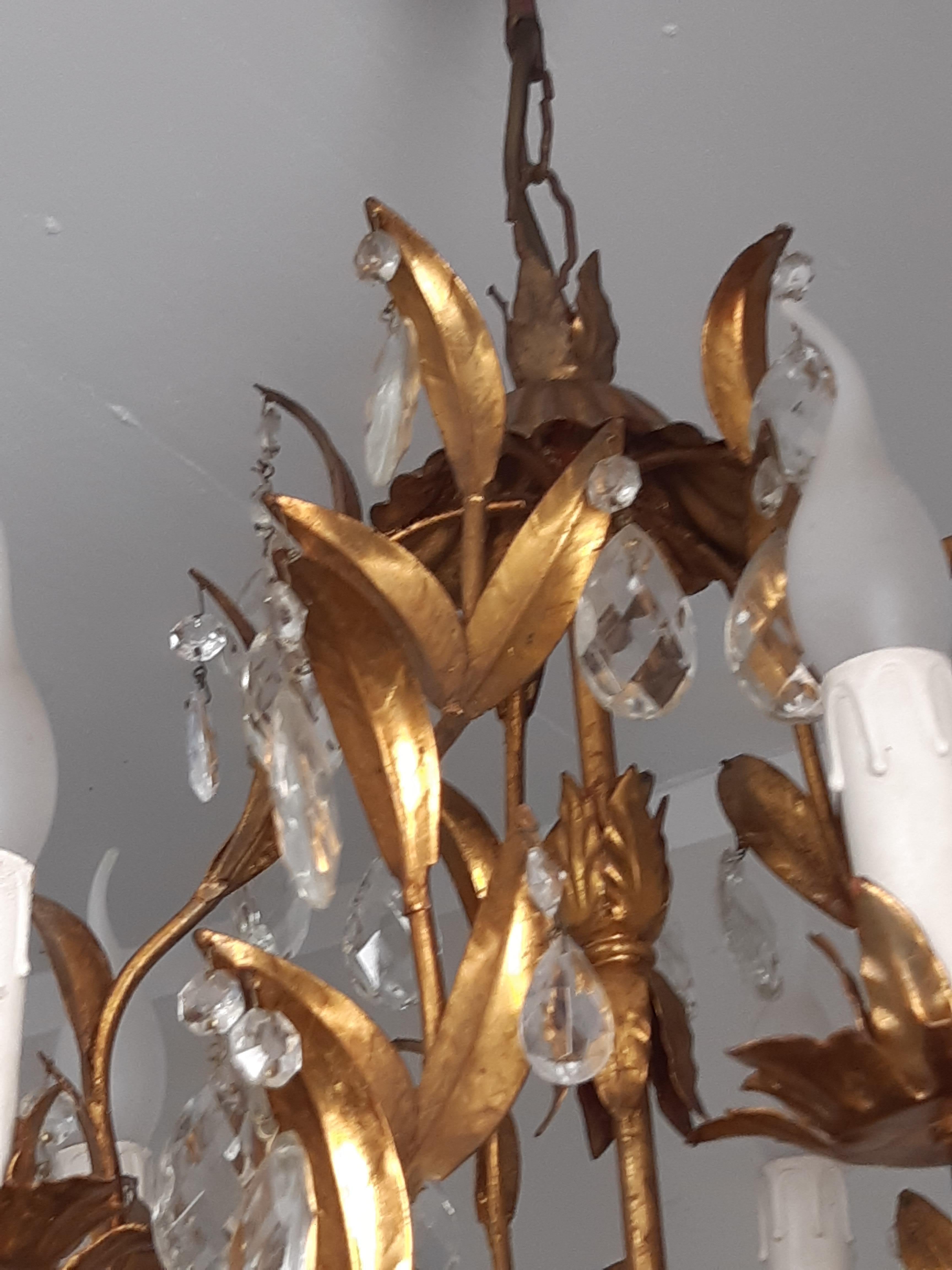 Late 20th Century Florentiner Deckenleuchte 5-flammig aus Metall goldfarben For Sale