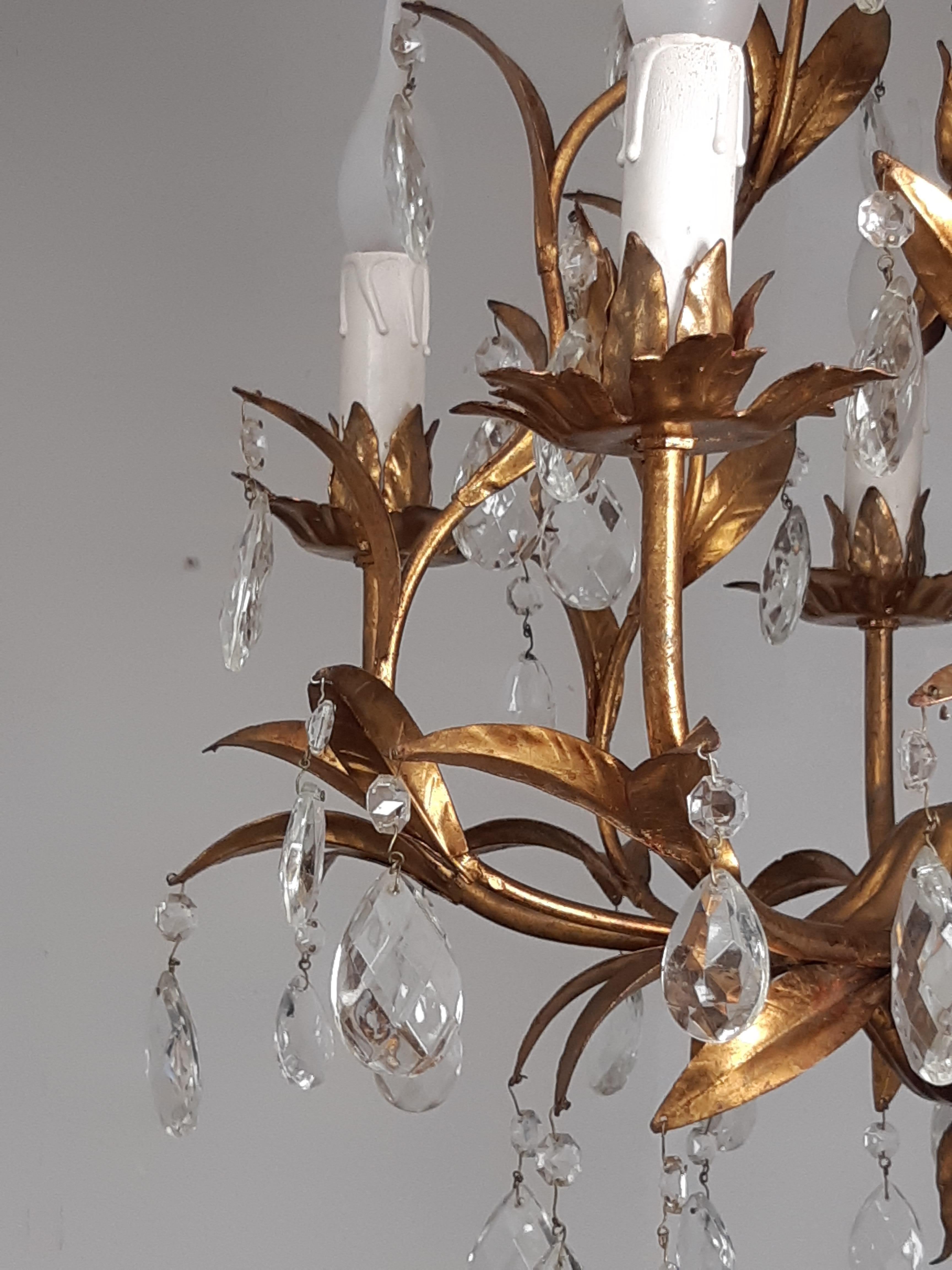 Florentiner Deckenleuchte 5-flammig aus Metall goldfarben For Sale 2