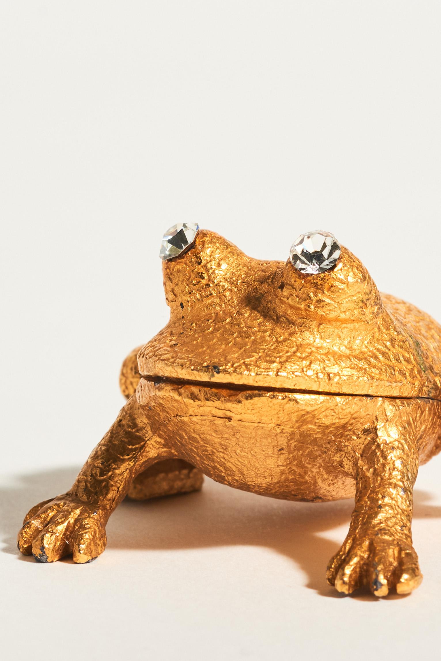 Mid-20th Century Florenza Gold Toned Frog Trinket Box