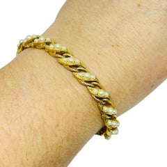 FLORENZA signed vintage gold tone faux pearls designer bracelet