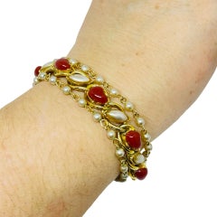 FLORENZA vintage gold tone glass red carnelian pearls chain designer bracelet
