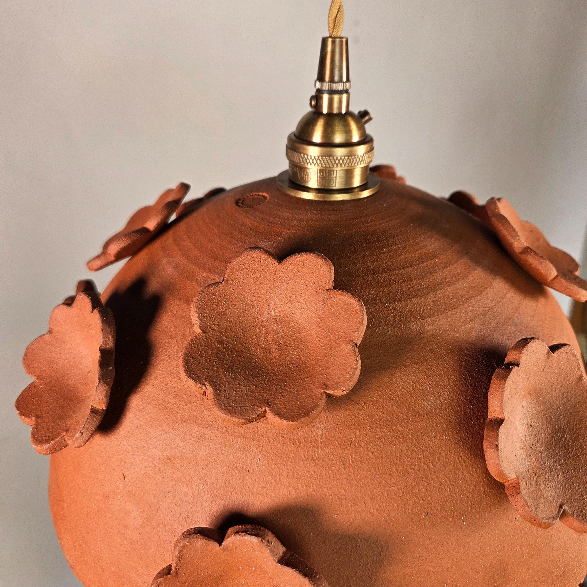 Arte popolare Ciondolo a cupola Flore in vendita