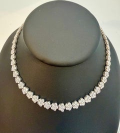 Floret Pave Set 30 Ct Diamond , VS1, E Color, Cluster Necklace In Platinum, 15"