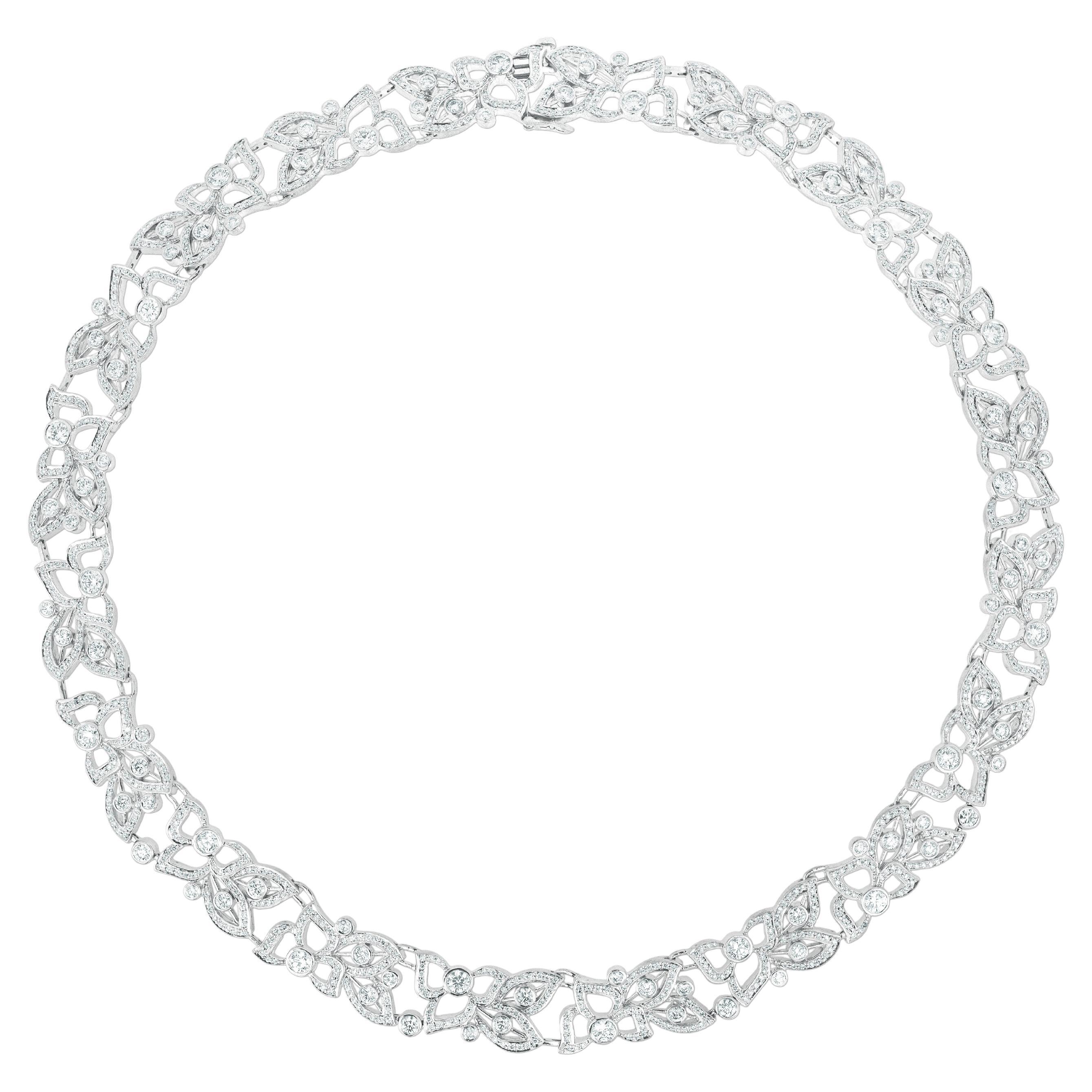 Carelle Florette Pave Diamond Wreath Necklace For Sale
