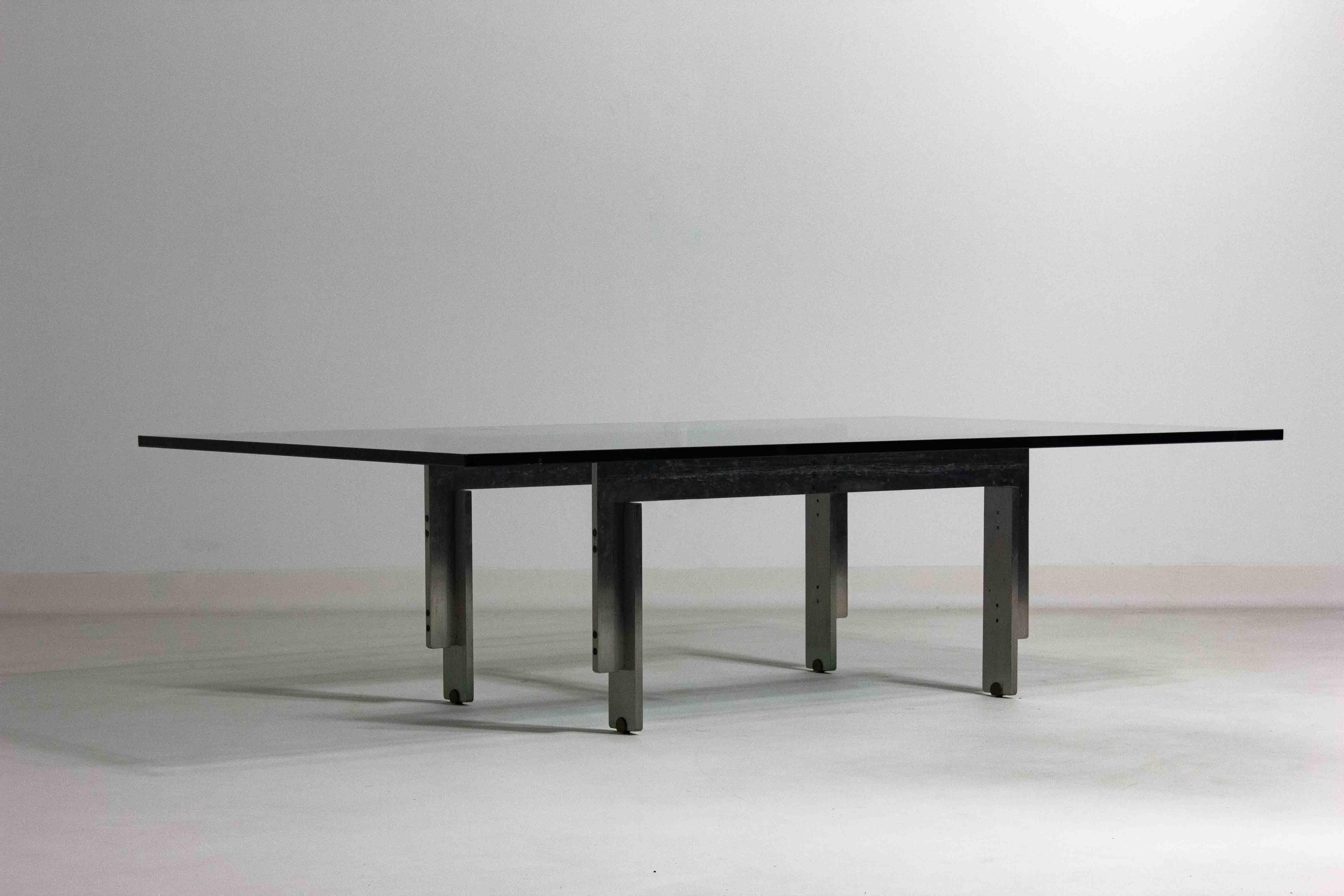 Acier Table basse Florian en acier de Carlo Scarpa en vente