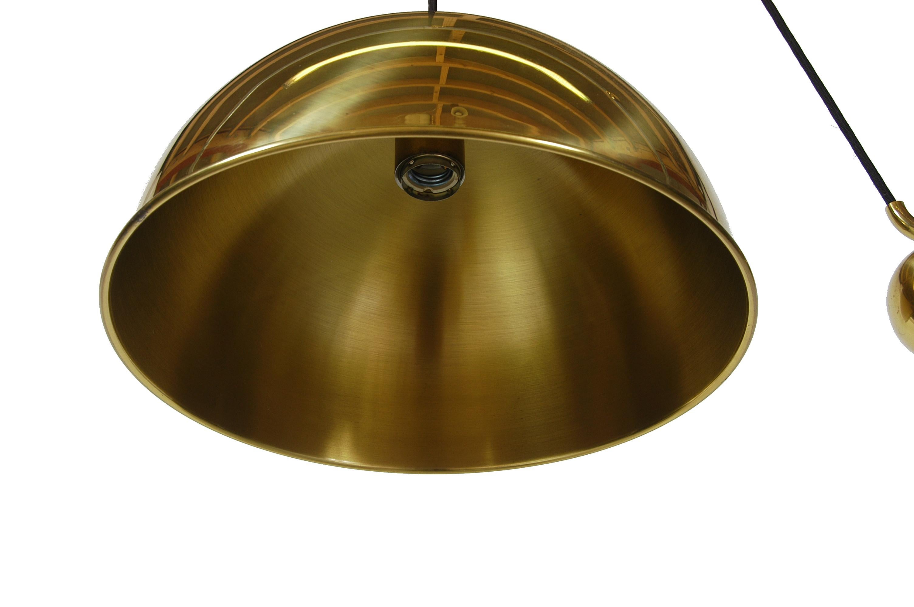 Late 20th Century FLORIAN SCHULTZ POSA PENDANT LIGHT with Counterweight in Brass, 1970-1979 German