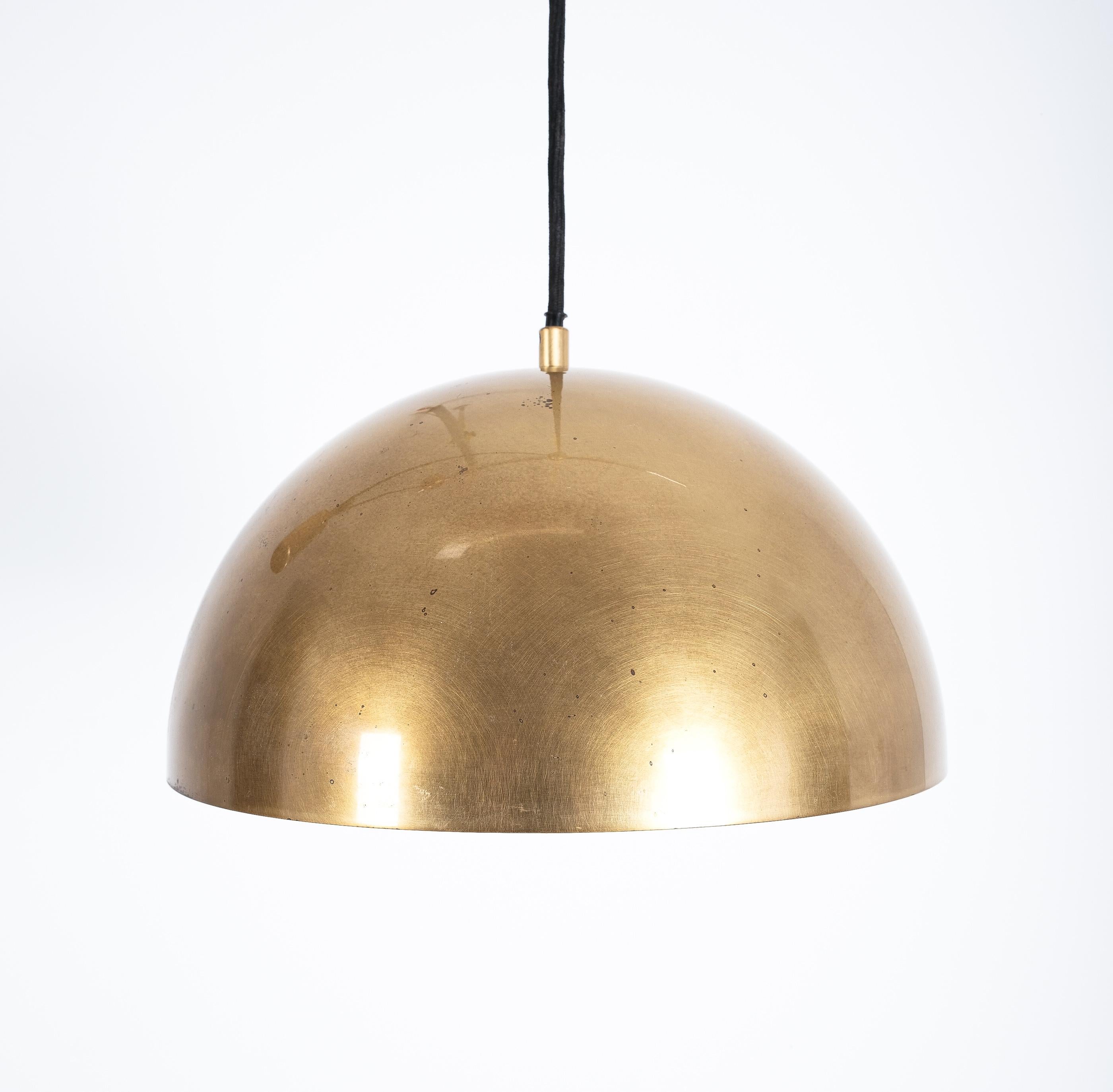 German  Florian Schulz Adjustable Brass Counterweight Pendant Lamp, Mid Century  For Sale